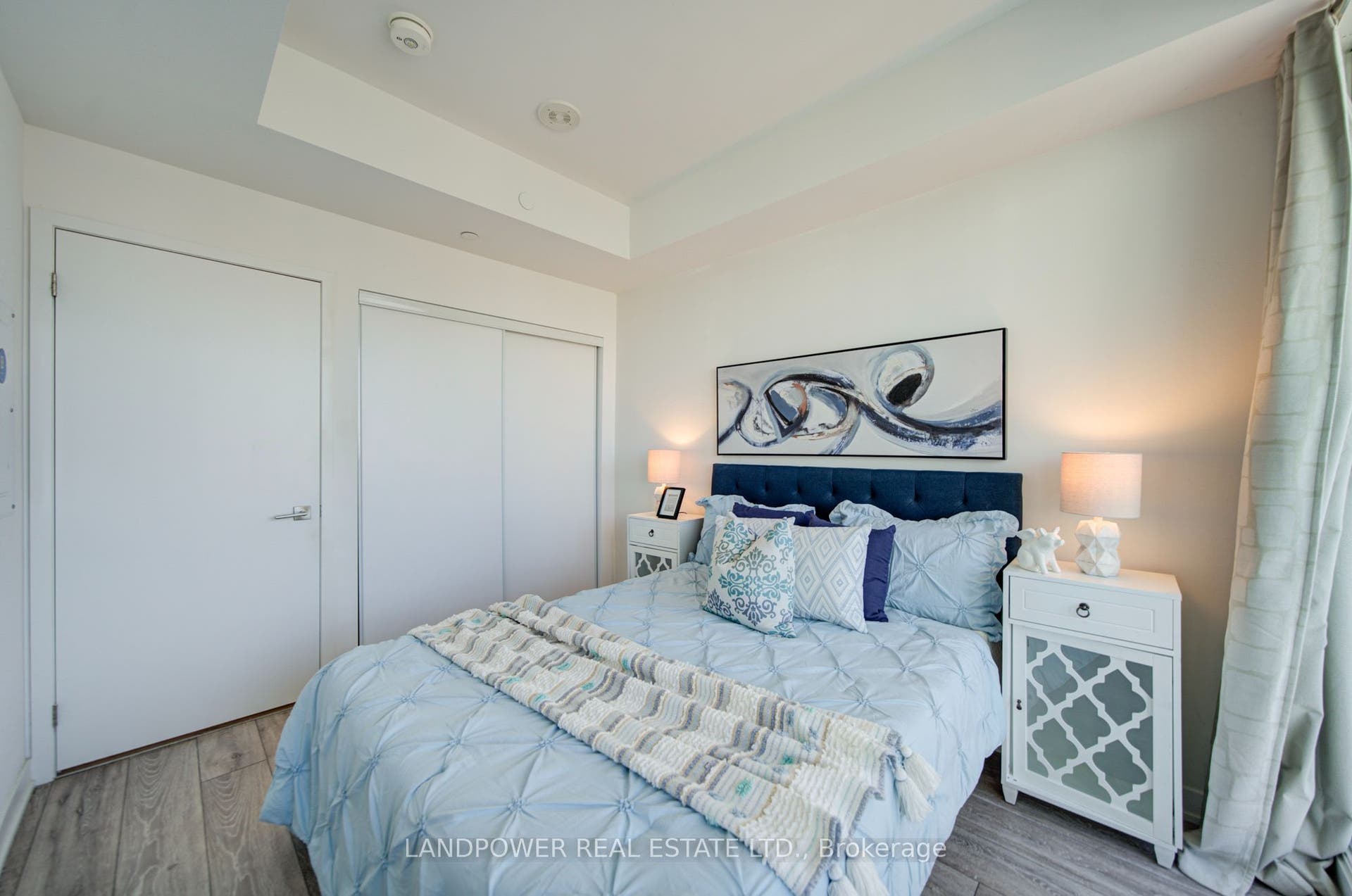 15 Holmes Avenue, #1906, Toronto C14, Toronto C, Toronto ON M2N 0L4