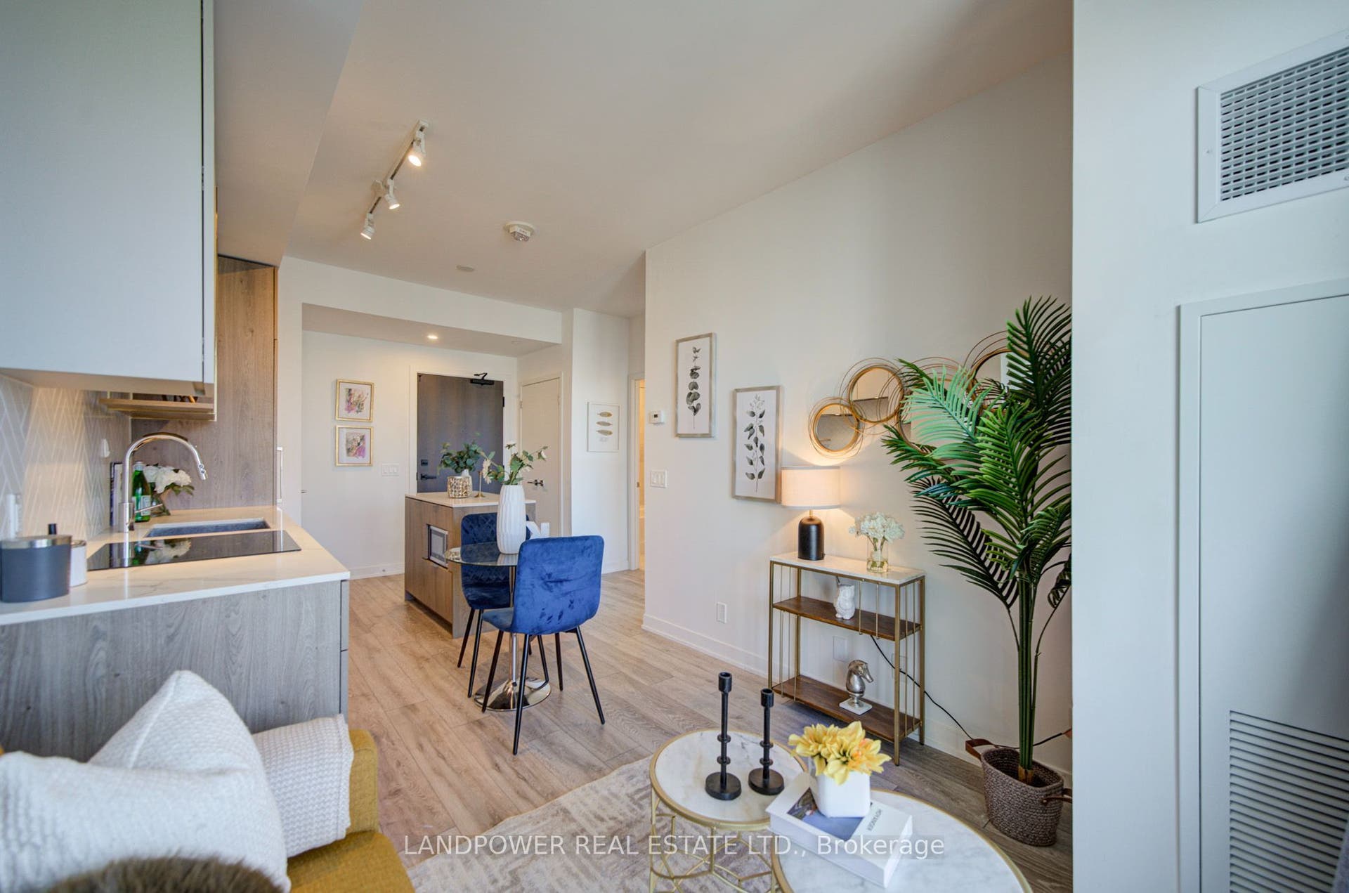 15 Holmes Avenue, #1906, Toronto C14, Toronto C, Toronto ON M2N 0L4