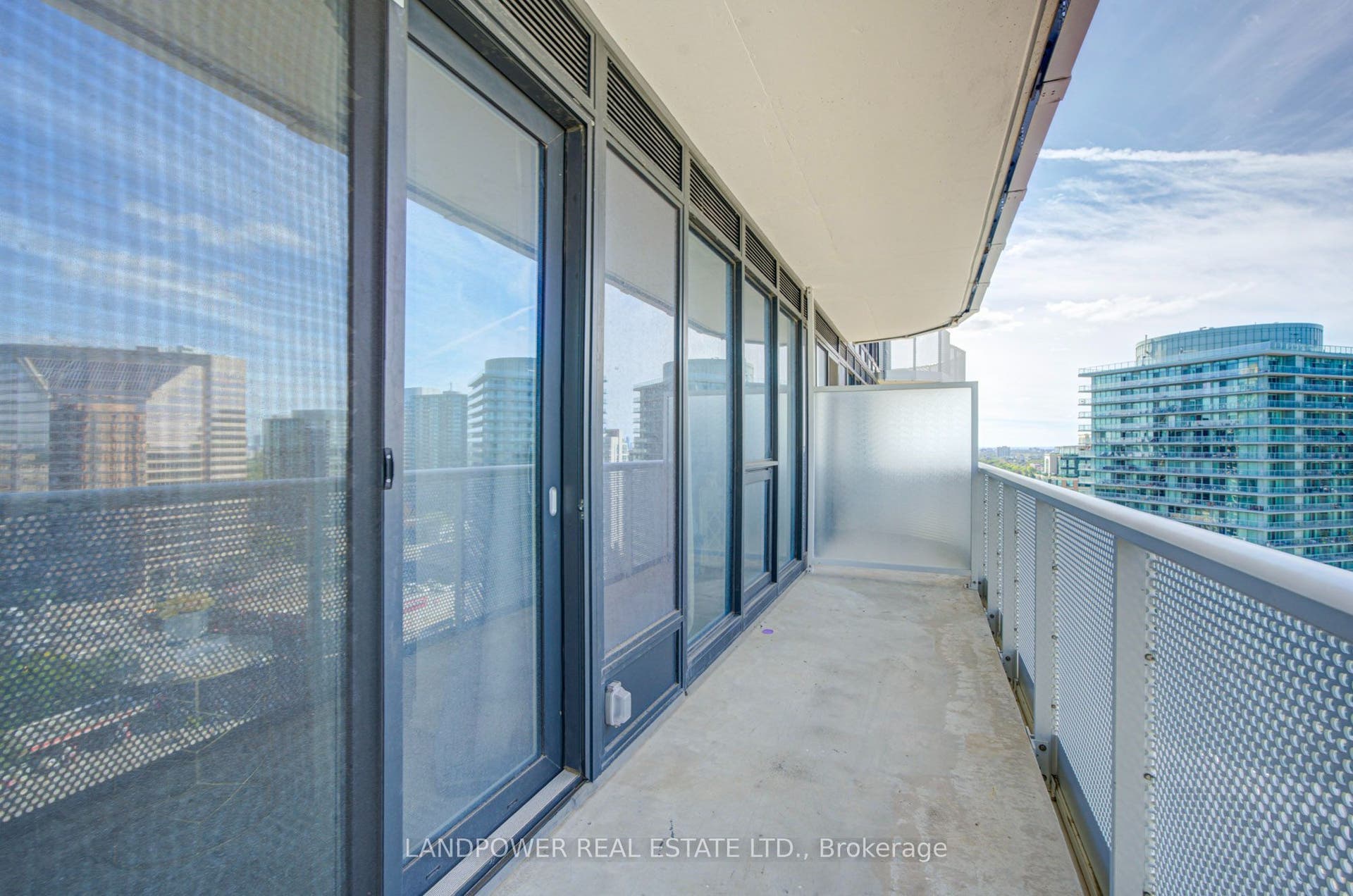15 Holmes Avenue, #1906, Toronto C14, Toronto C, Toronto ON M2N 0L4