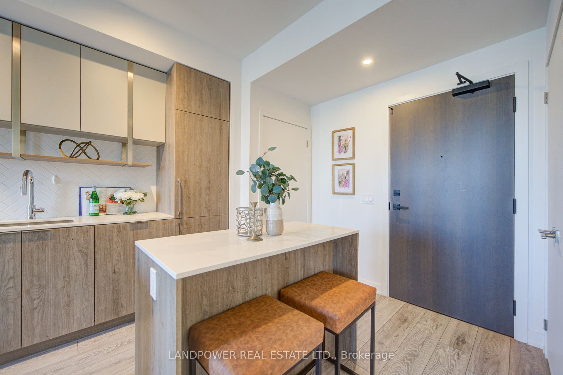 15 Holmes Avenue, #1906, Toronto C14, Toronto C, Toronto ON M2N 0L4