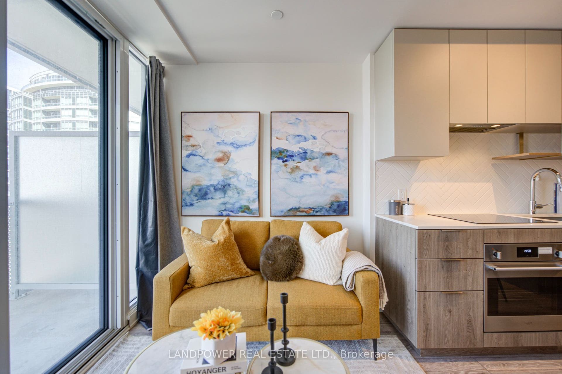 15 Holmes Avenue, #1906, Toronto C14, Toronto C, Toronto ON M2N 0L4