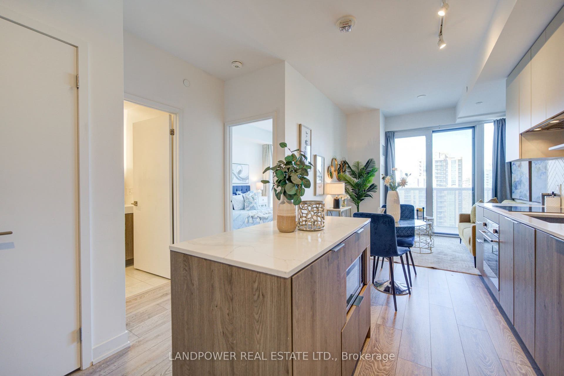 15 Holmes Avenue, #1906, Toronto C14, Toronto C, Toronto ON M2N 0L4