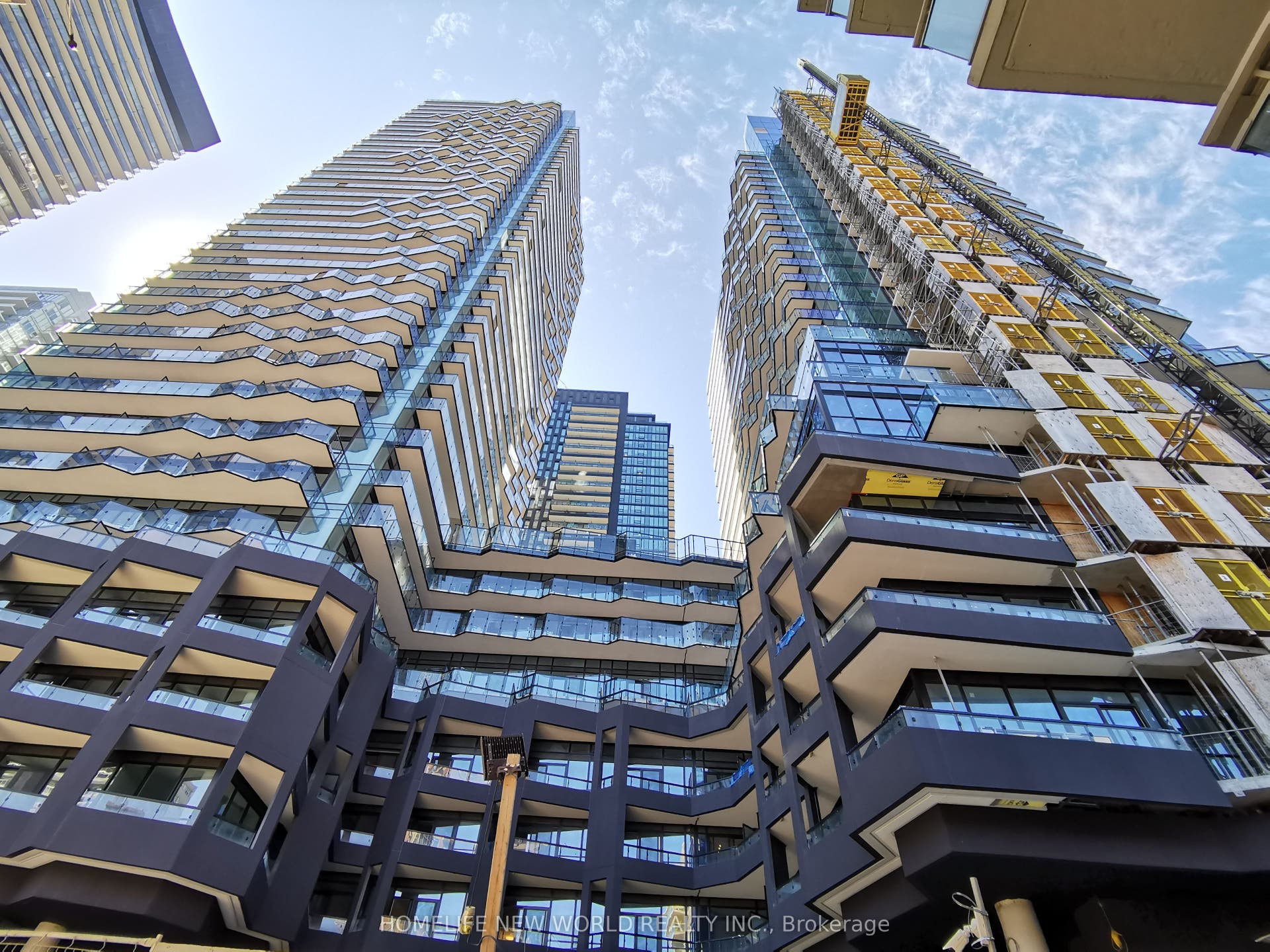 120 Broadway Avenue, #1906, Toronto C, Toronto ON M4P 1V6