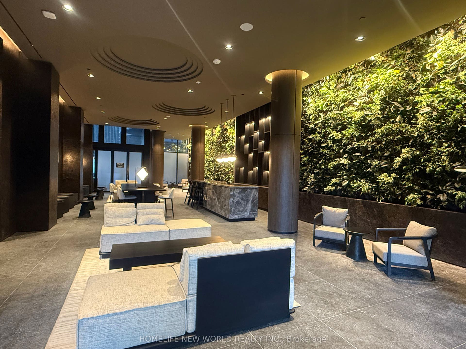 120 Broadway Avenue, #1906, Toronto C, Toronto ON M4P 1V6