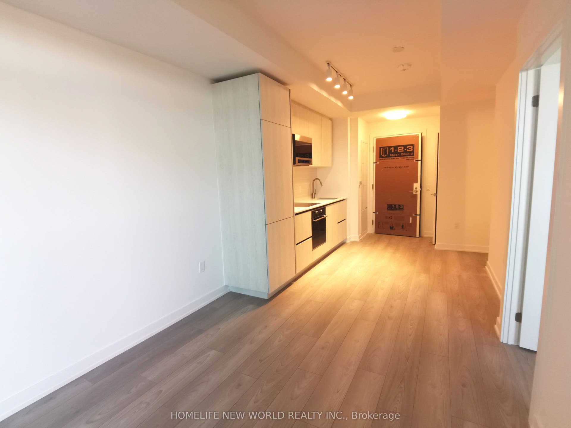 120 Broadway Avenue, #1906, Toronto C, Toronto ON M4P 1V6