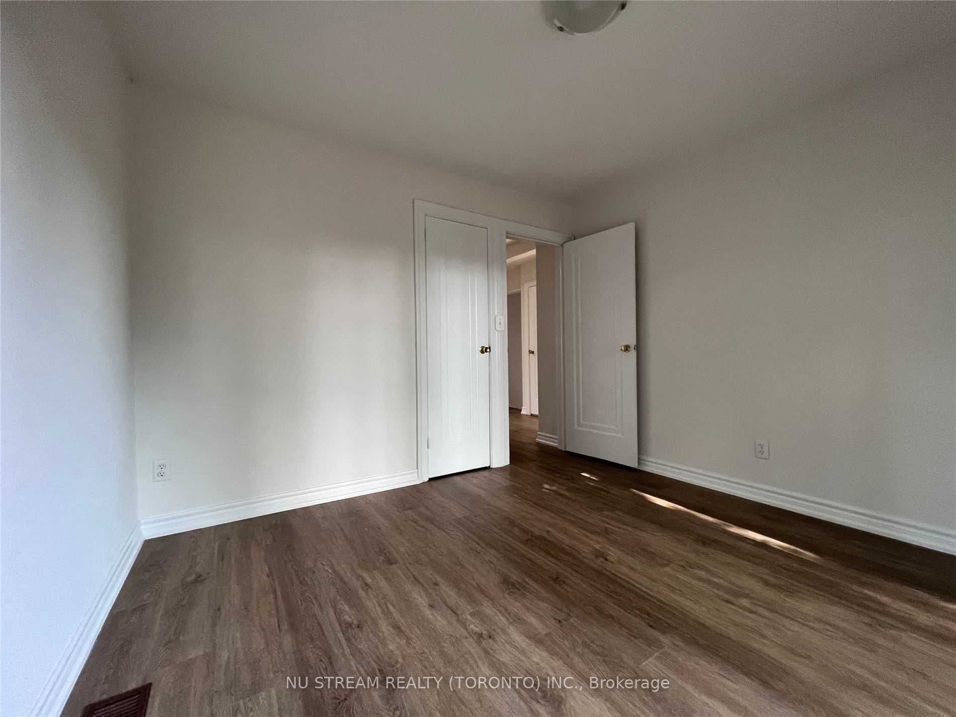 42 Glenavy Avenue, Toronto C12, Toronto C, Toronto ON M4P 2T7