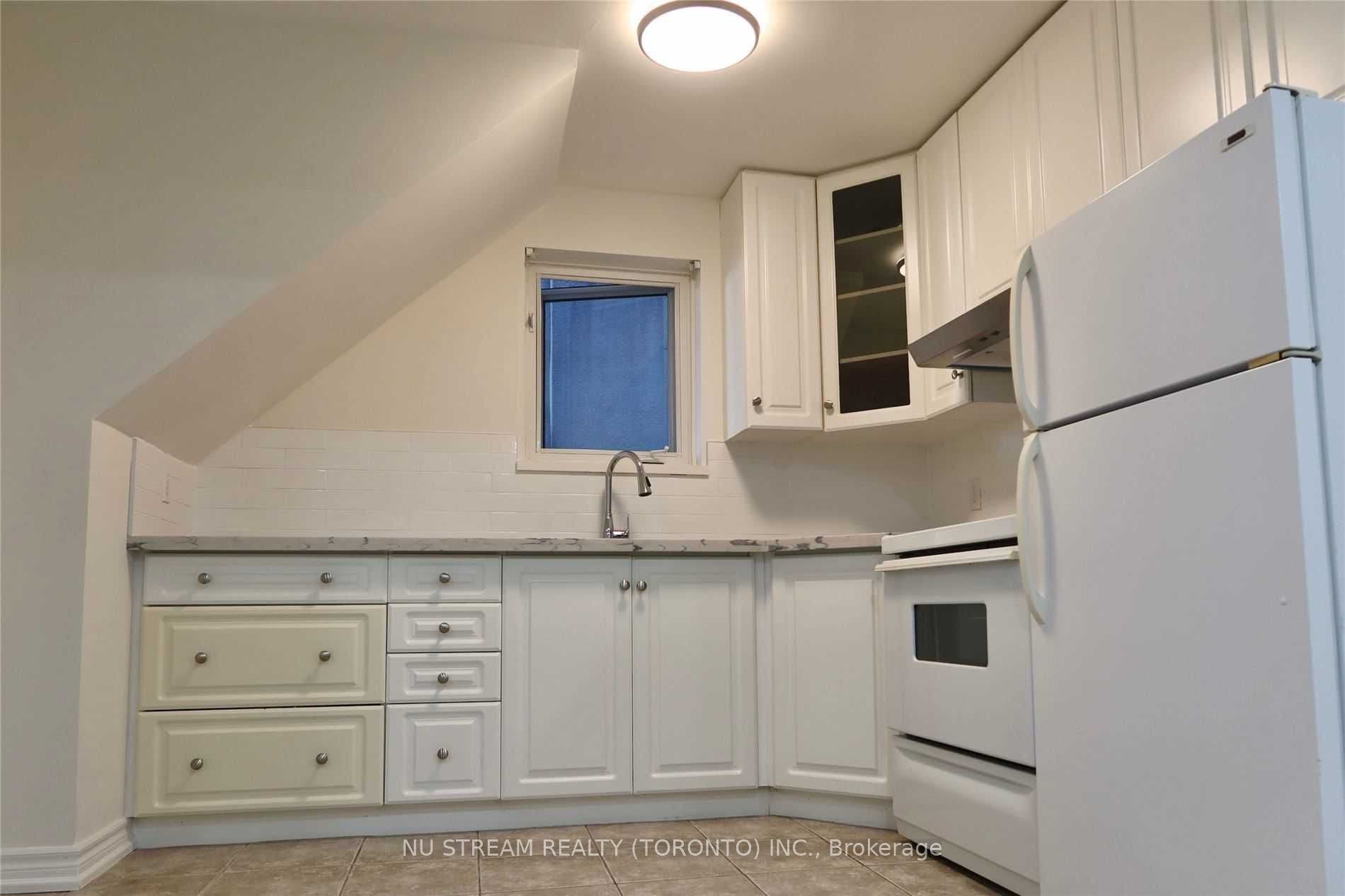 42 Glenavy Avenue, Toronto C12, Toronto C, Toronto ON M4P 2T7