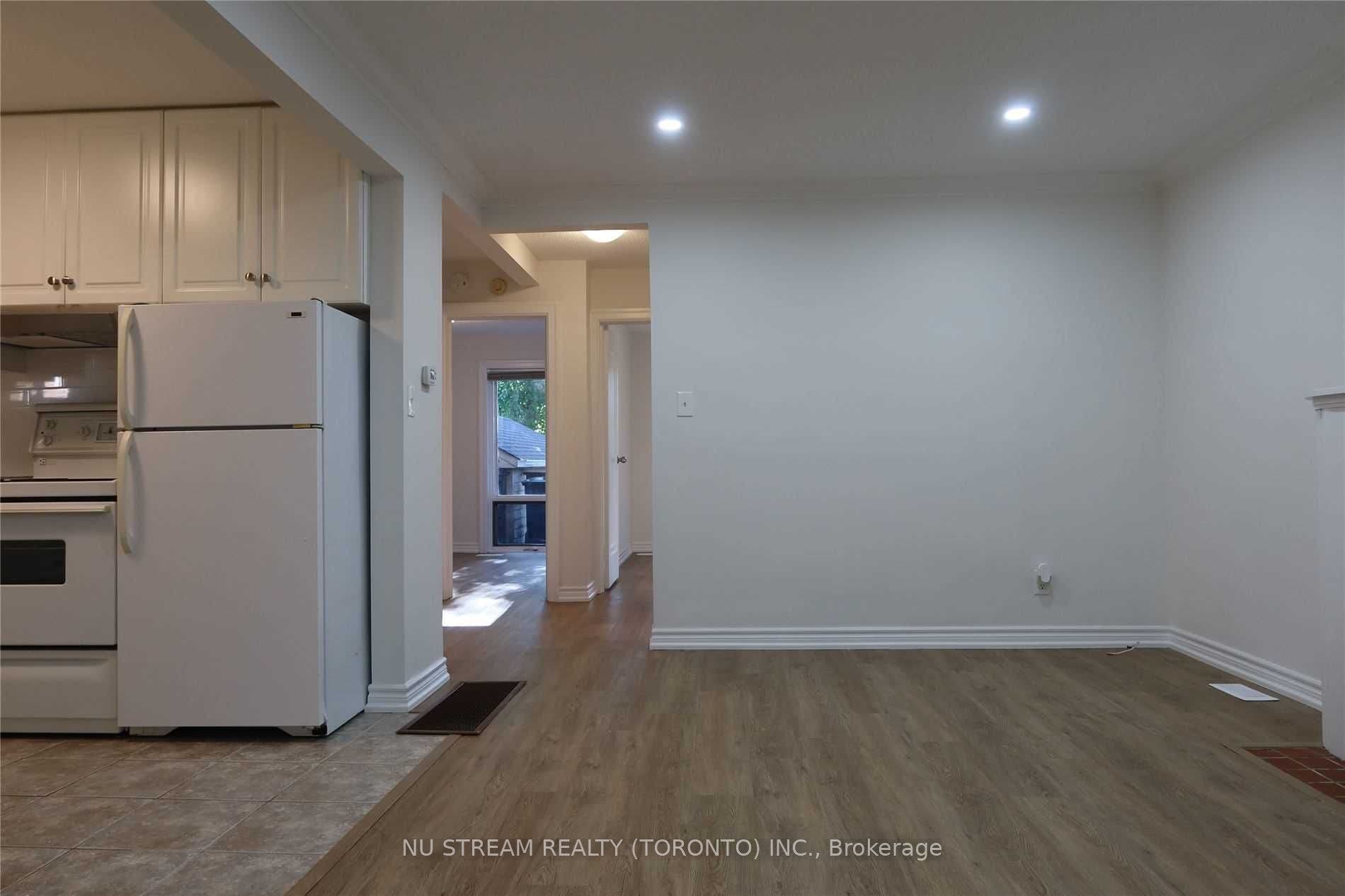 42 Glenavy Avenue, Toronto C12, Toronto C, Toronto ON M4P 2T7