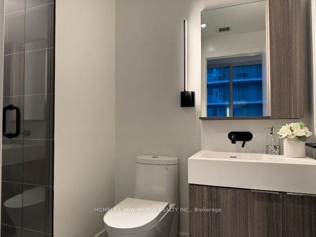 117 Broadway Avenue, #1404, Toronto C, Toronto ON M4P 1V3