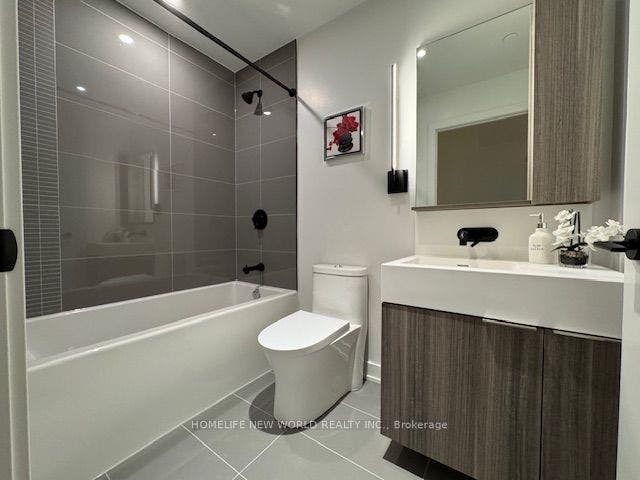 117 Broadway Avenue, #1404, Toronto C, Toronto ON M4P 1V3