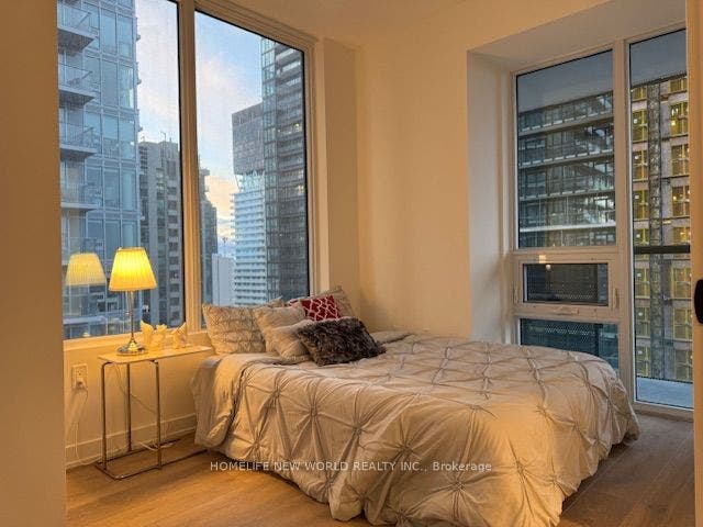 117 Broadway Avenue, #1404, Toronto C, Toronto ON M4P 1V3
