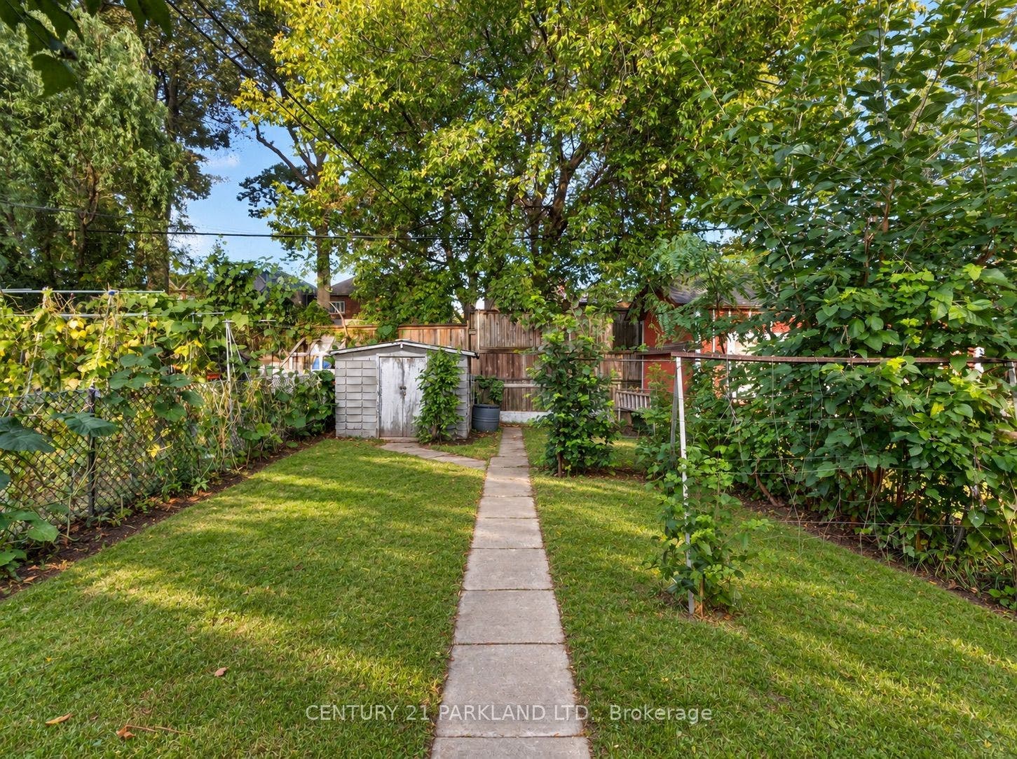 85 Victoria Park Avenue, Toronto E06, Toronto E, Toronto ON M4E 3S2