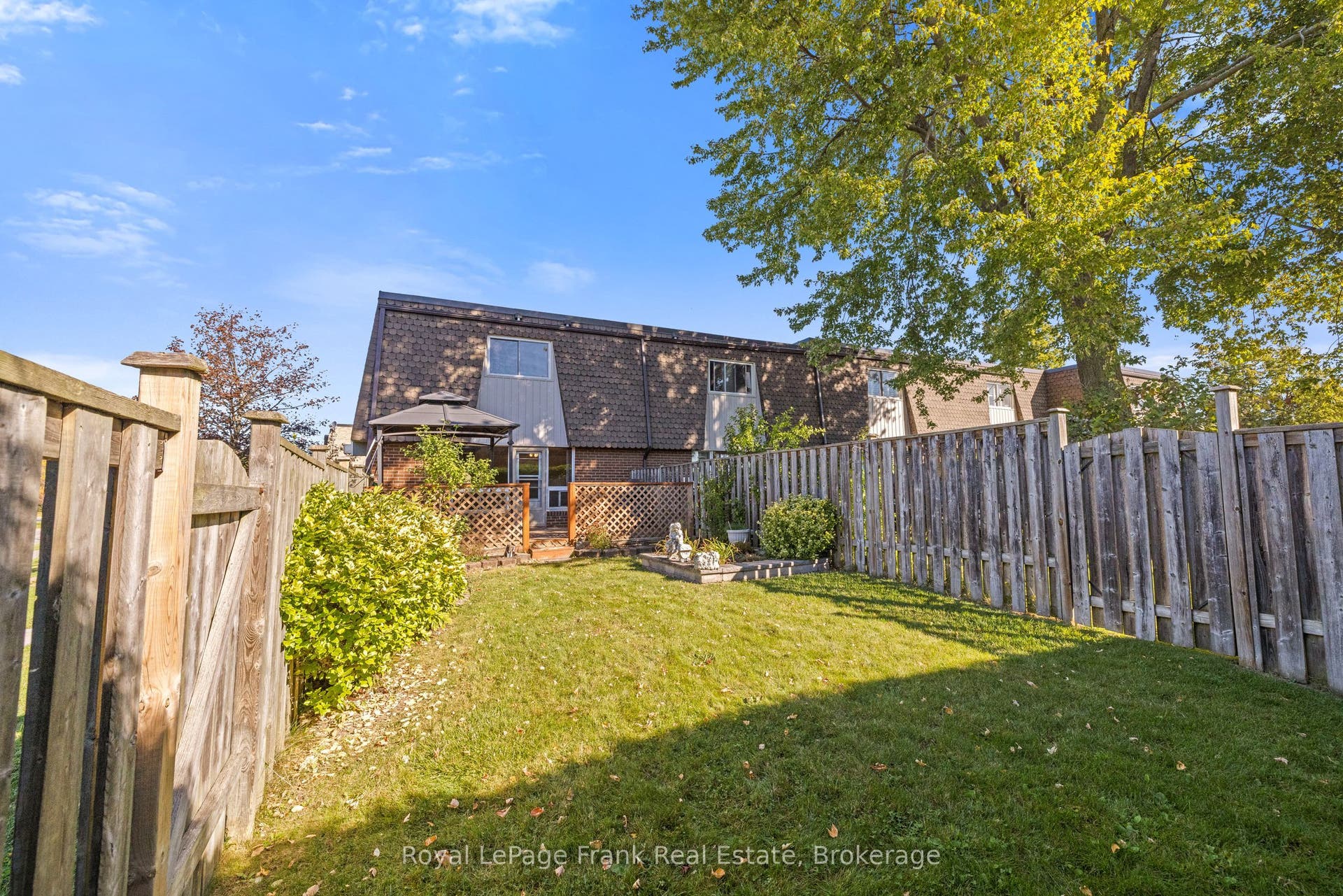 18 Reygate Court, #28, Ajax, Durham ON L1S 2S9