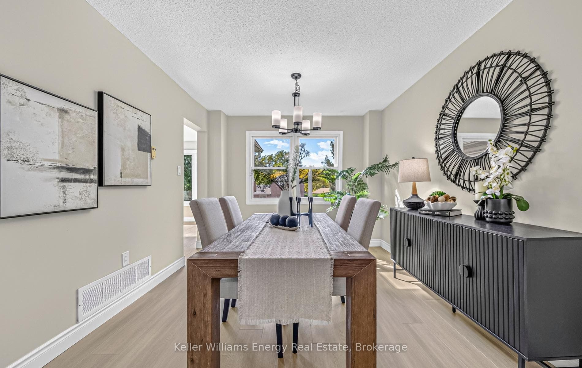 307 Prince Of Wales Drive, Whitby, Durham ON L1N 6P2