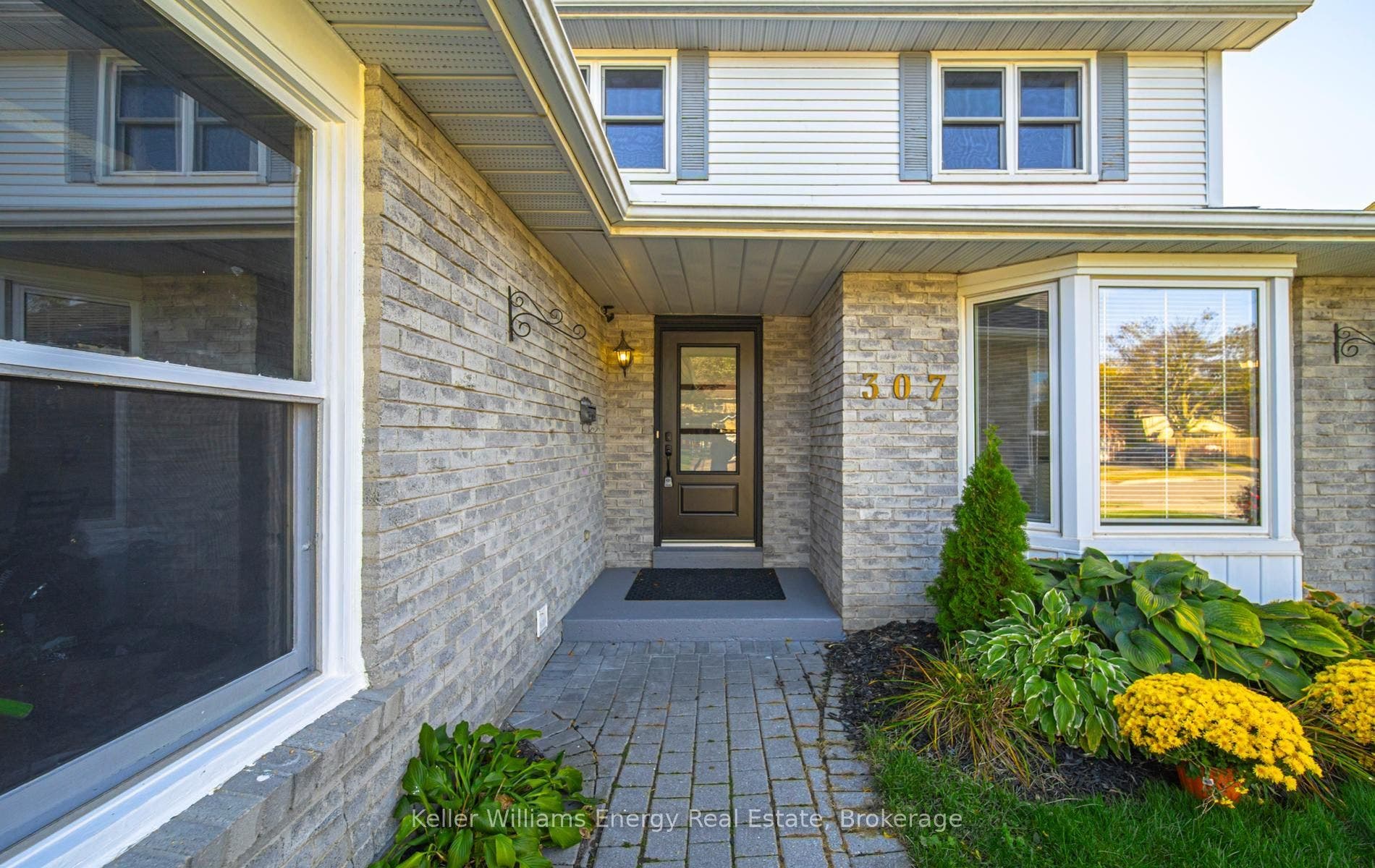 307 Prince Of Wales Drive, Whitby, Durham ON L1N 6P2
