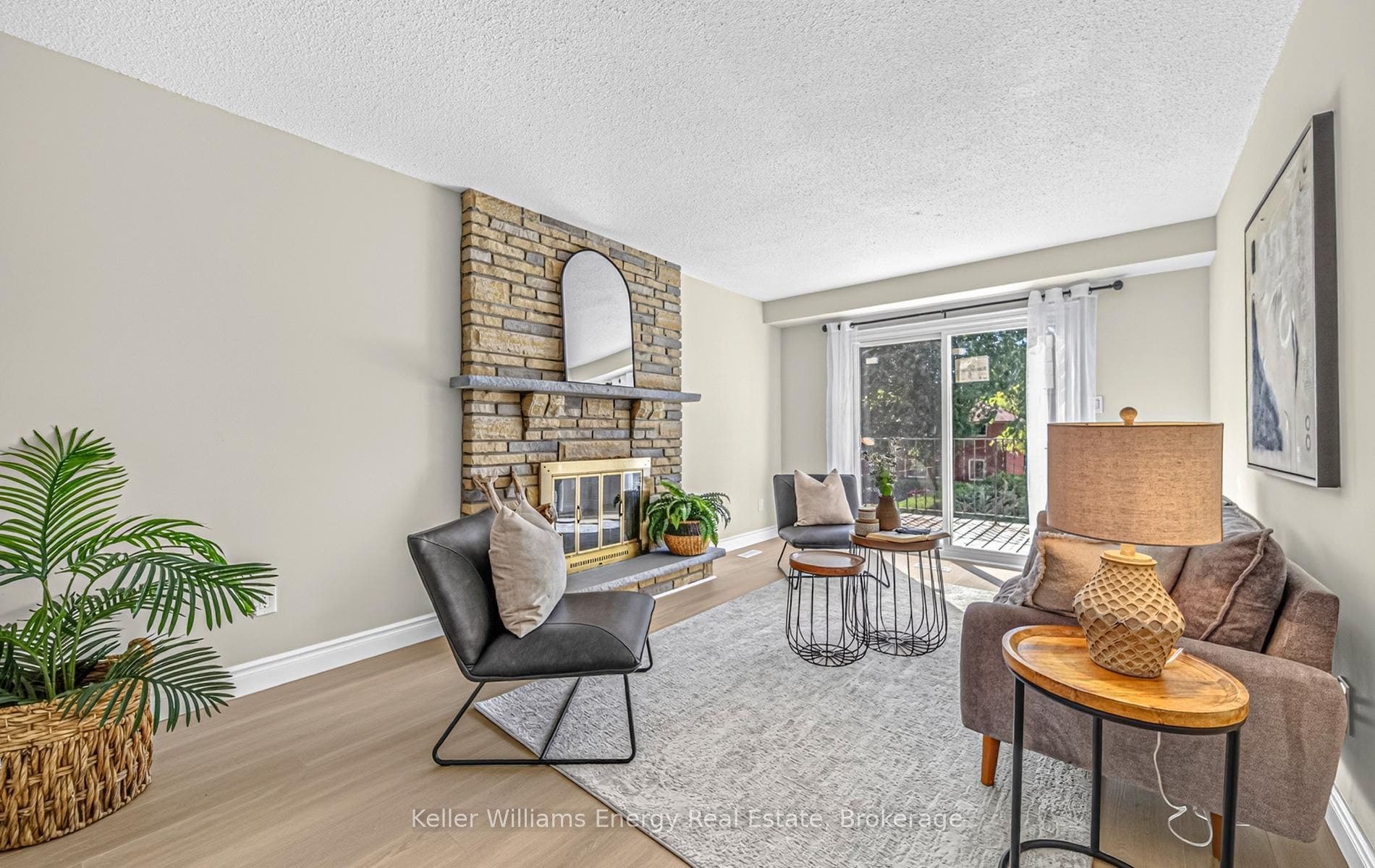 307 Prince Of Wales Drive, Whitby, Durham ON L1N 6P2