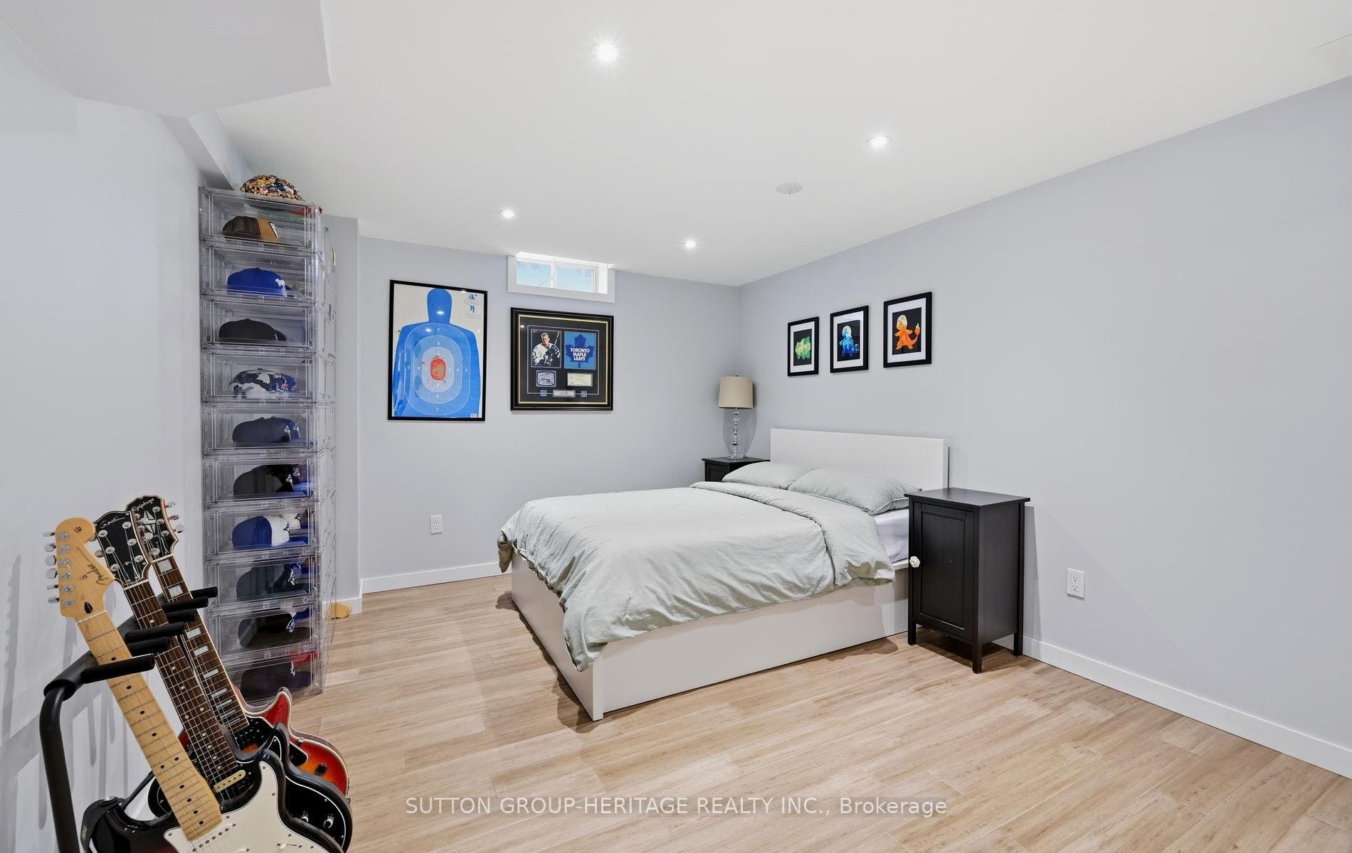 664 Eramosa Crescent, Pickering, Durham ON L1V 5N4