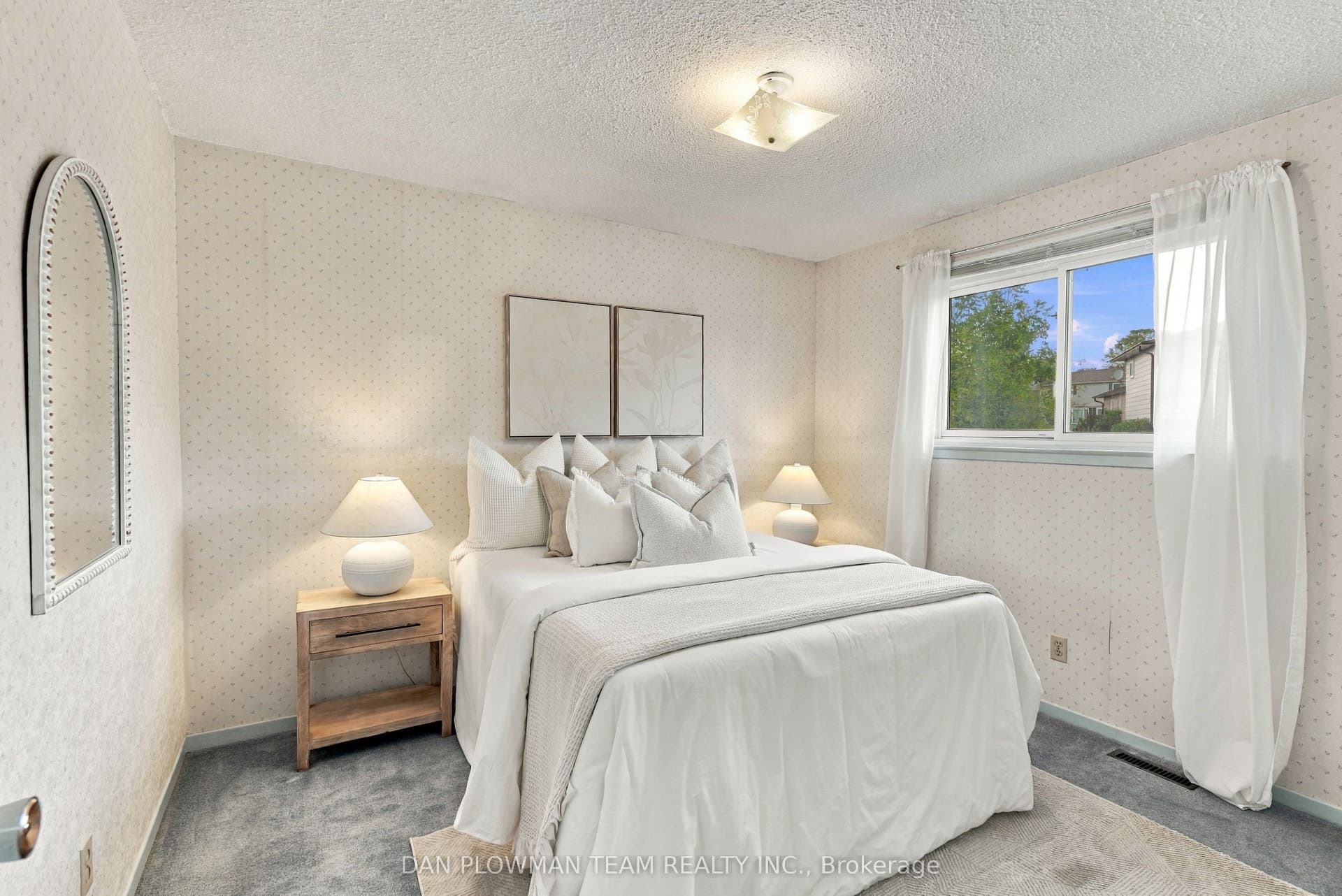 51 Rosalynne Avenue, Clarington, Durham ON L1C 3X7
