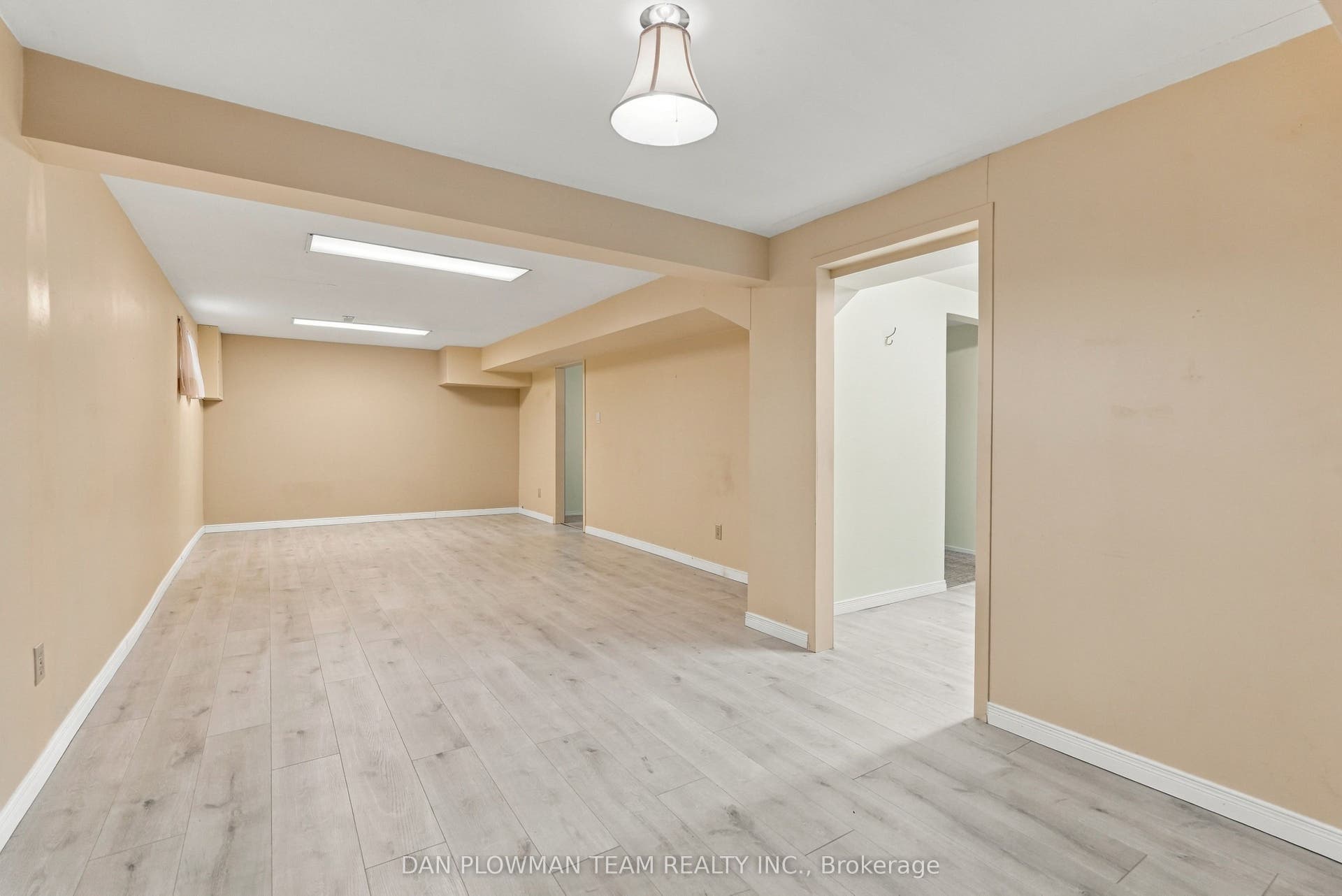 51 Rosalynne Avenue, Clarington, Durham ON L1C 3X7