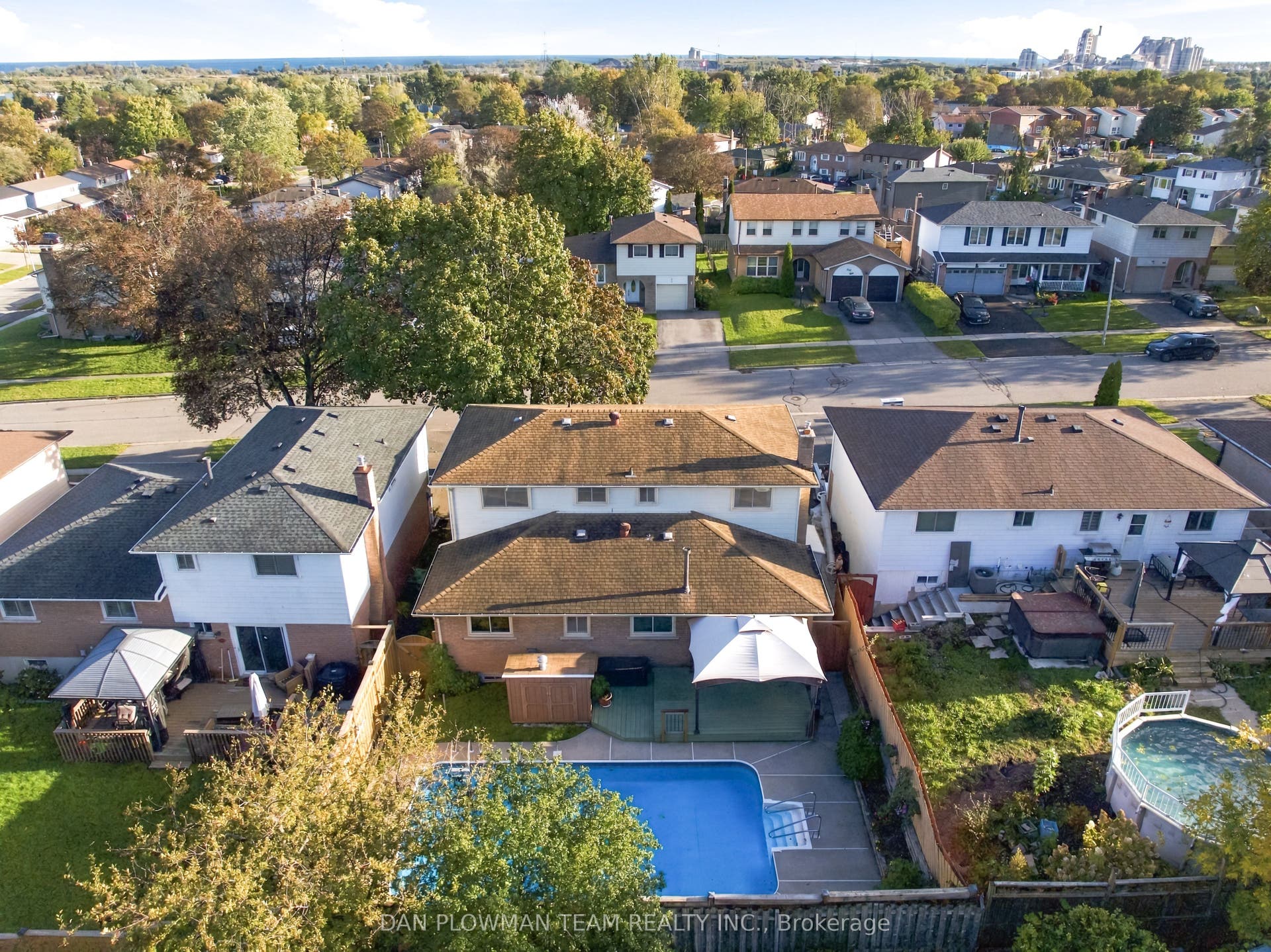 51 Rosalynne Avenue, Clarington, Durham ON L1C 3X7