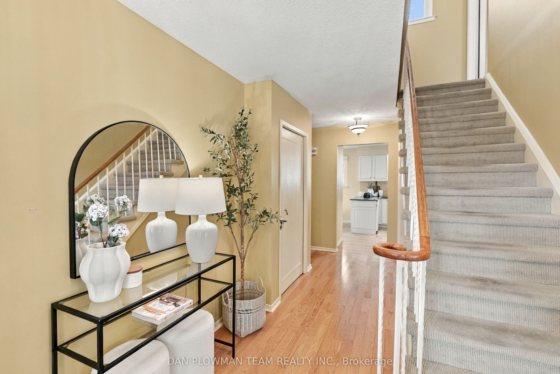 51 Rosalynne Avenue, Clarington, Durham ON L1C 3X7