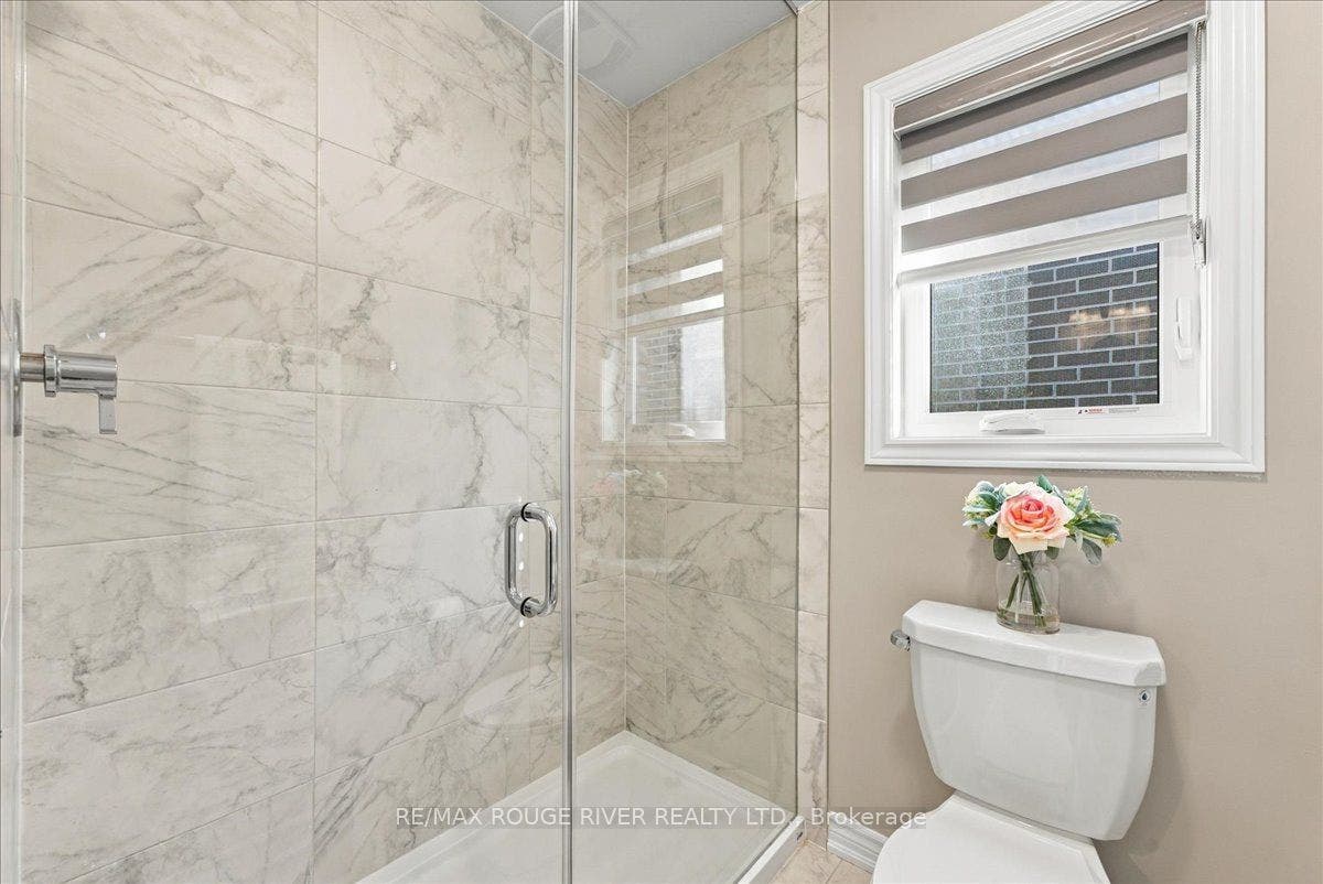 520 Coronation Road, Whitby, Durham ON L1P 0N4
