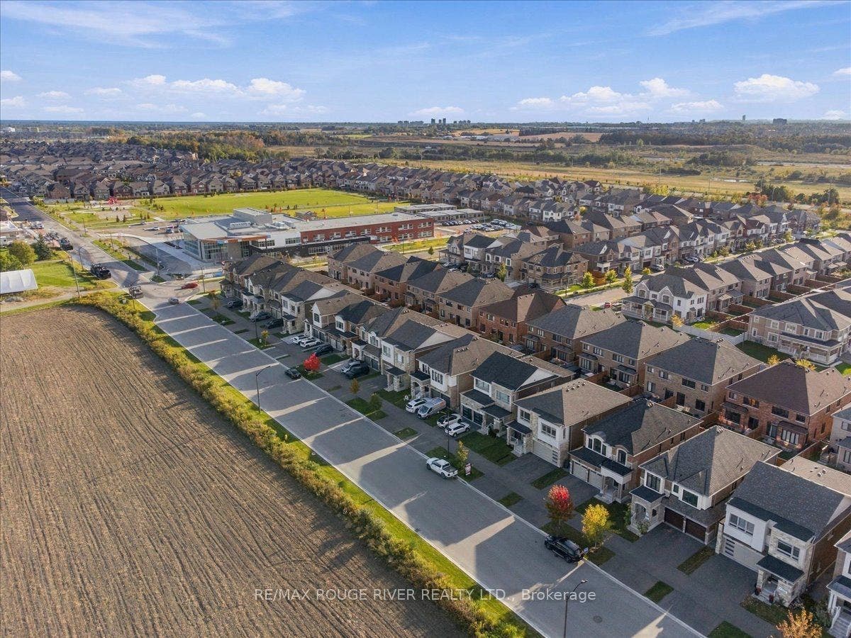 520 Coronation Road, Whitby, Durham ON L1P 0N4