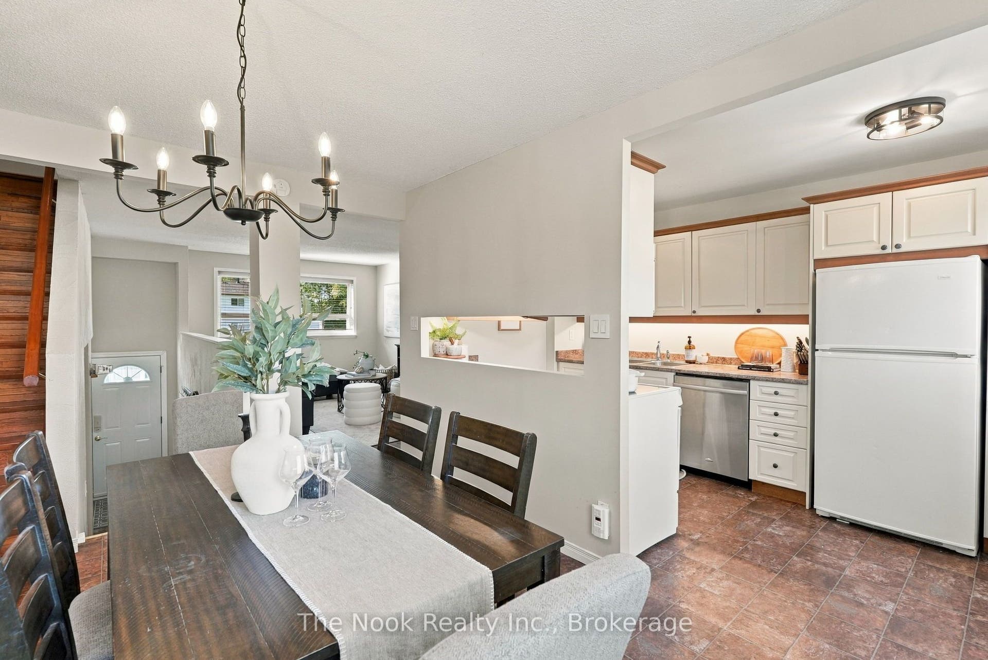 966 Adelaide Avenue E, #49, Oshawa, Durham ON L1K 1L2