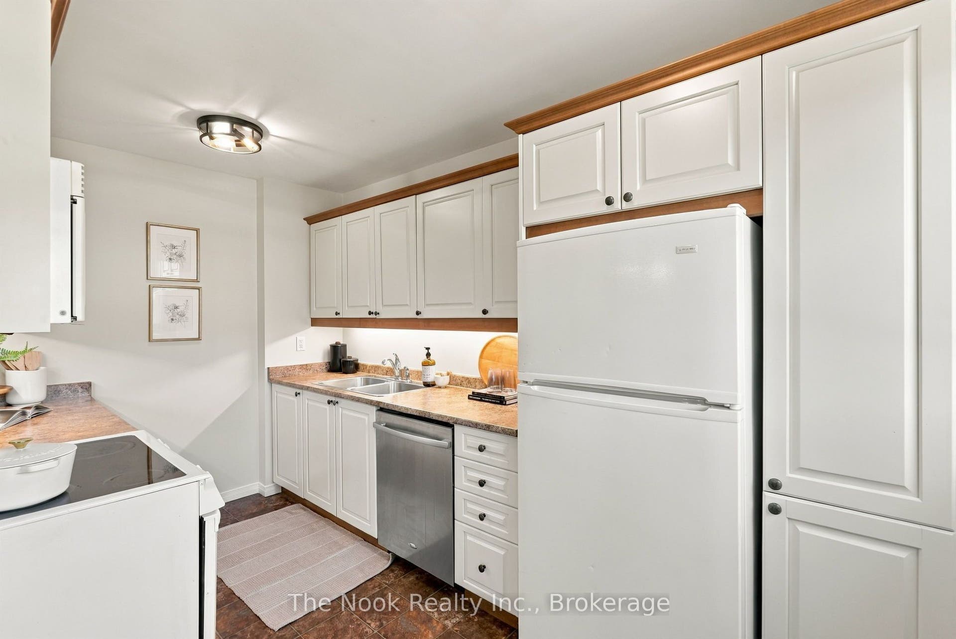 966 Adelaide Avenue E, #49, Oshawa, Durham ON L1K 1L2