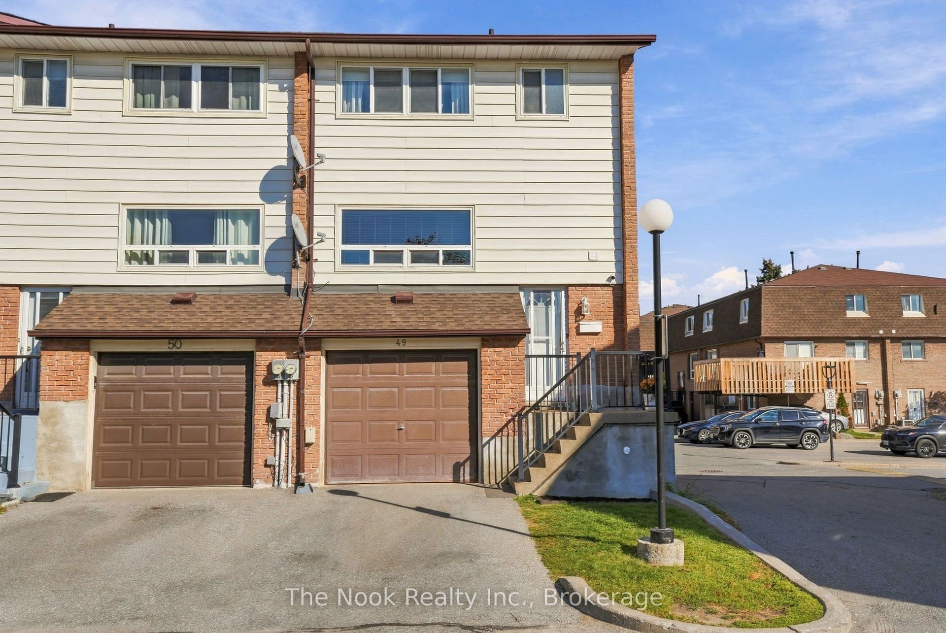 966 Adelaide Avenue E, #49, Oshawa, Durham ON L1K 1L2