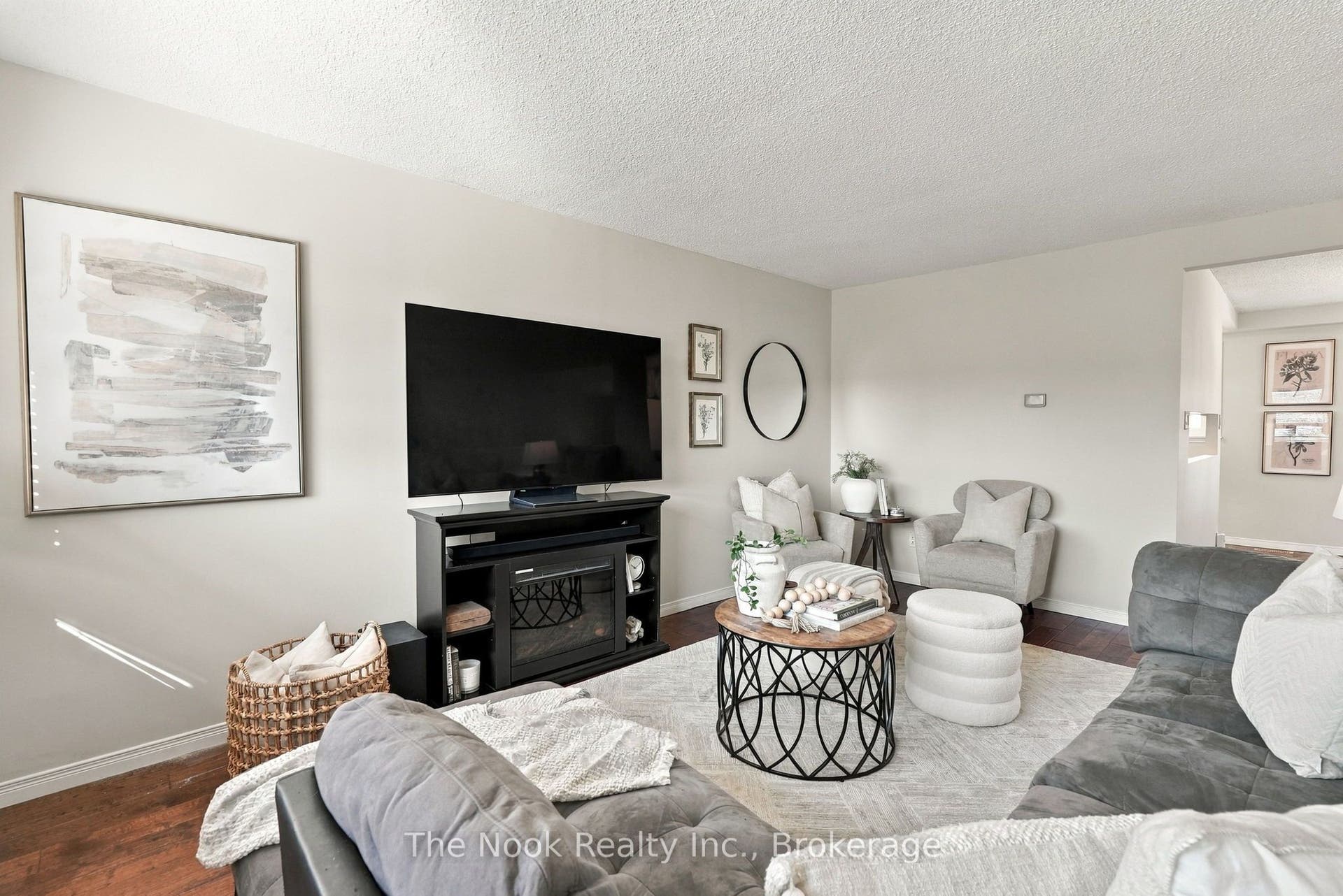 966 Adelaide Avenue E, #49, Oshawa, Durham ON L1K 1L2