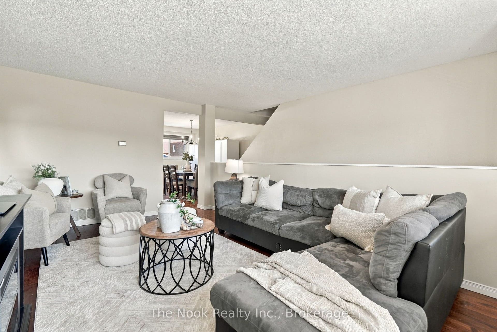 966 Adelaide Avenue E, #49, Oshawa, Durham ON L1K 1L2