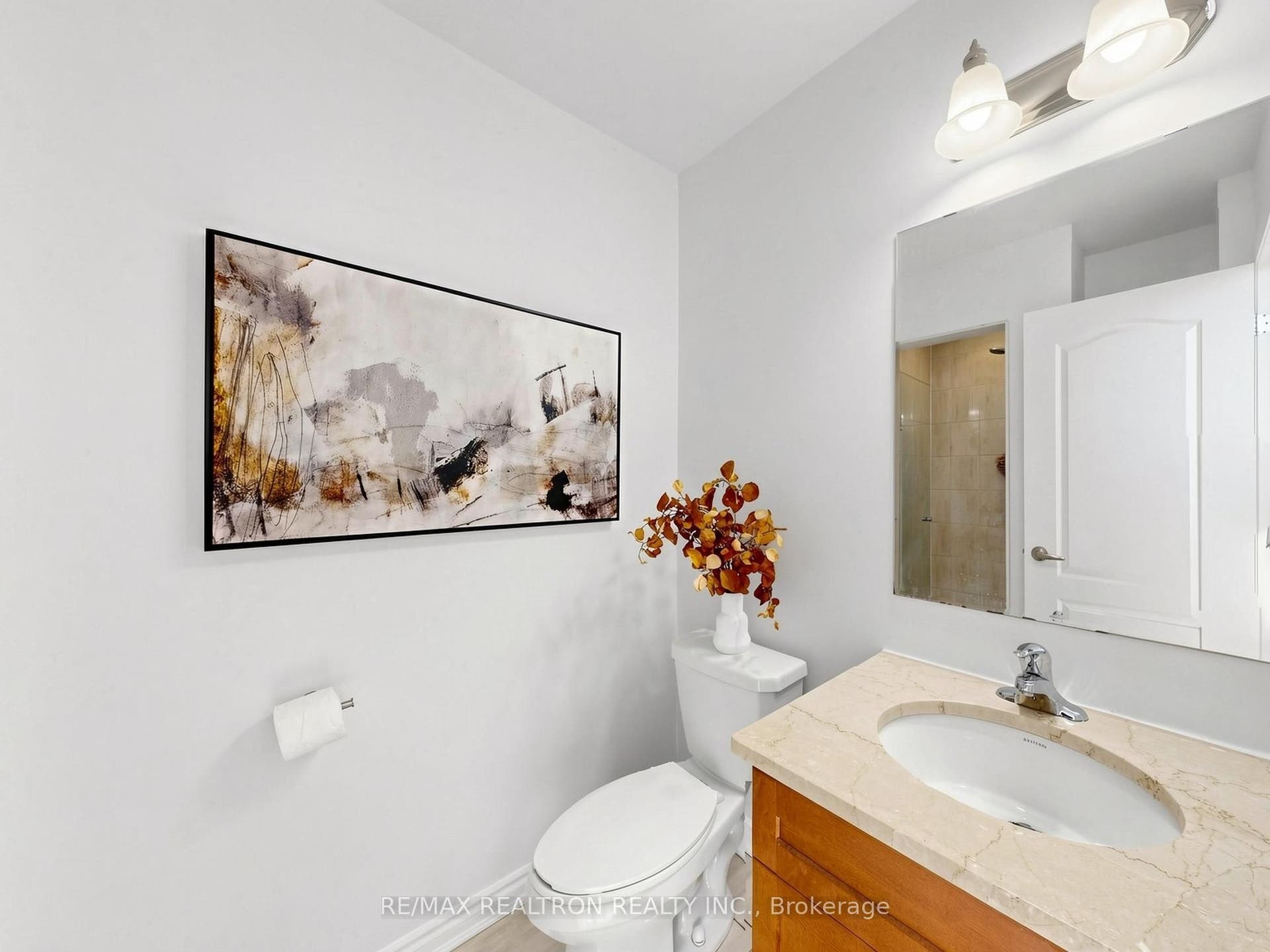 1072 Clipper Lane, Pickering, Pickering, Durham ON L1X 0E8