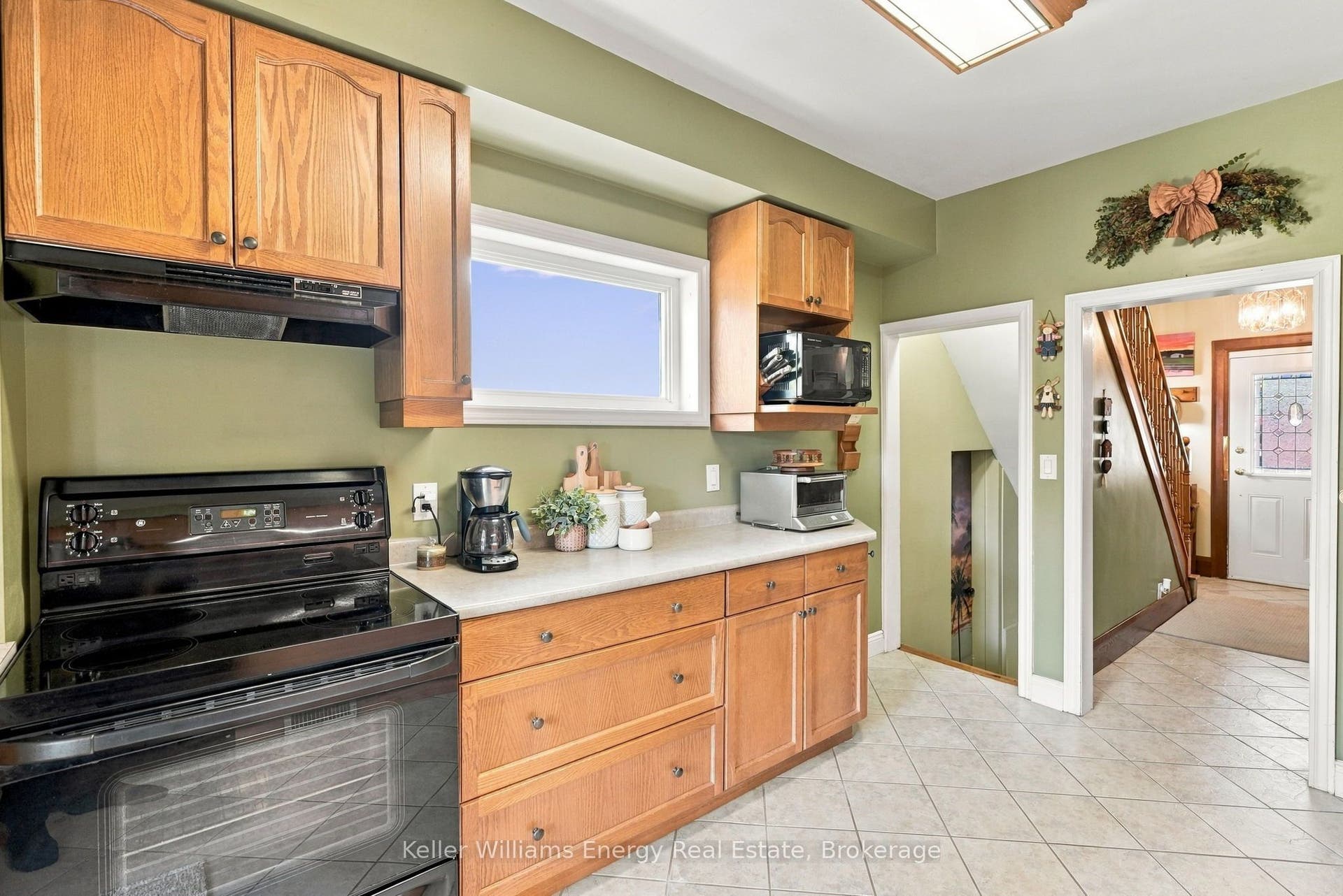 256 Grooms Avenue, Oshawa, Oshawa, Durham ON L1G 4A3