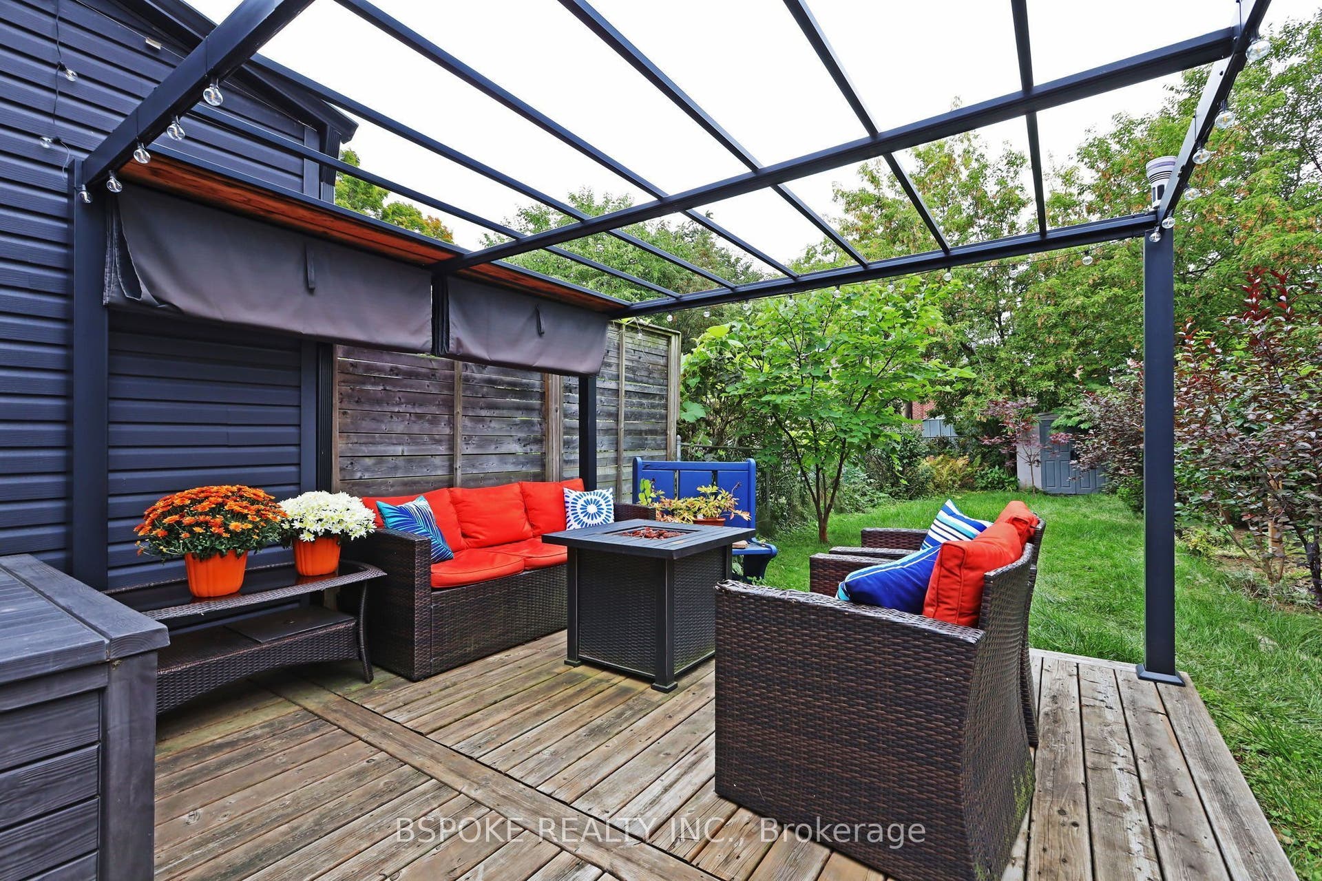 Pergola included