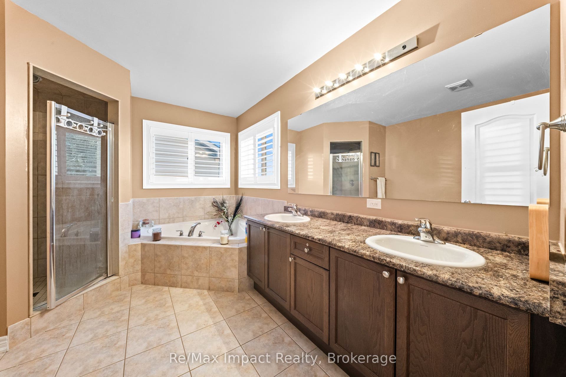 1688 Finkle Drive, Oshawa, Durham ON L1K 0H2