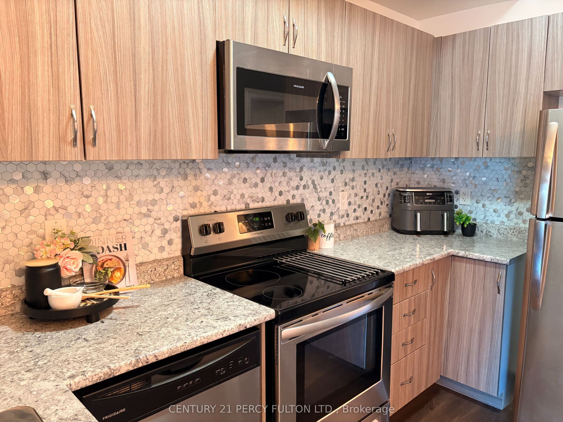 2604 William Jackson Drive, #84, Pickering, Durham ON L1X 0E4
