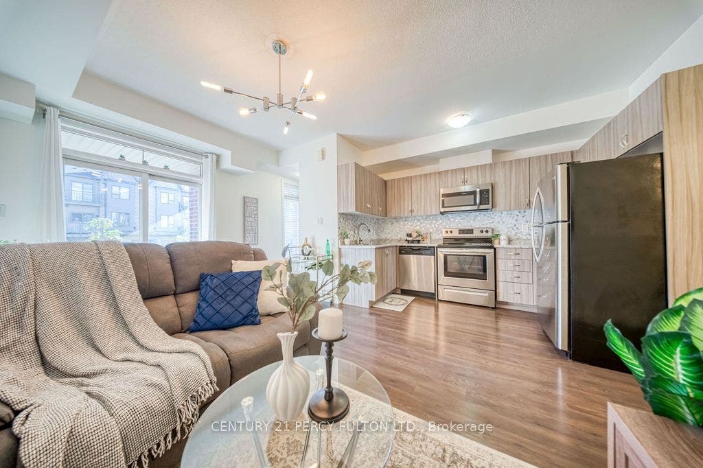 2604 William Jackson Drive, #84, Pickering, Durham ON L1X 0E4