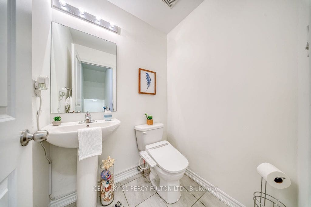 2604 William Jackson Drive, #84, Pickering, Durham ON L1X 0E4