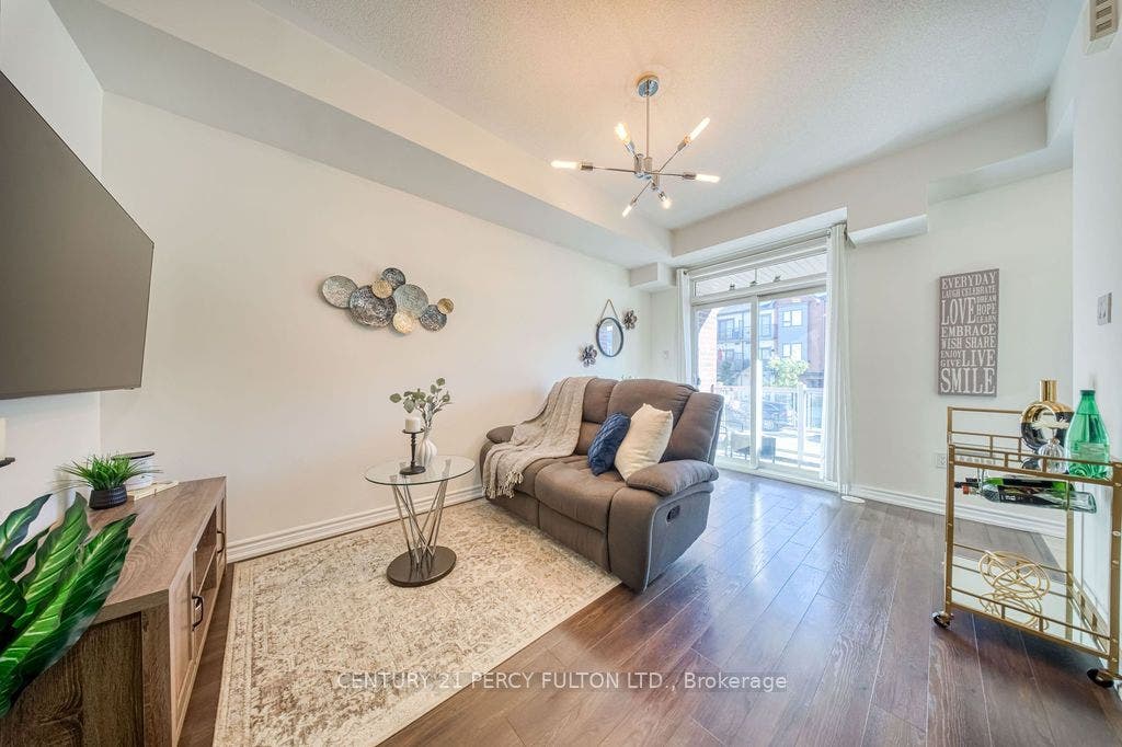 2604 William Jackson Drive, #84, Pickering, Durham ON L1X 0E4