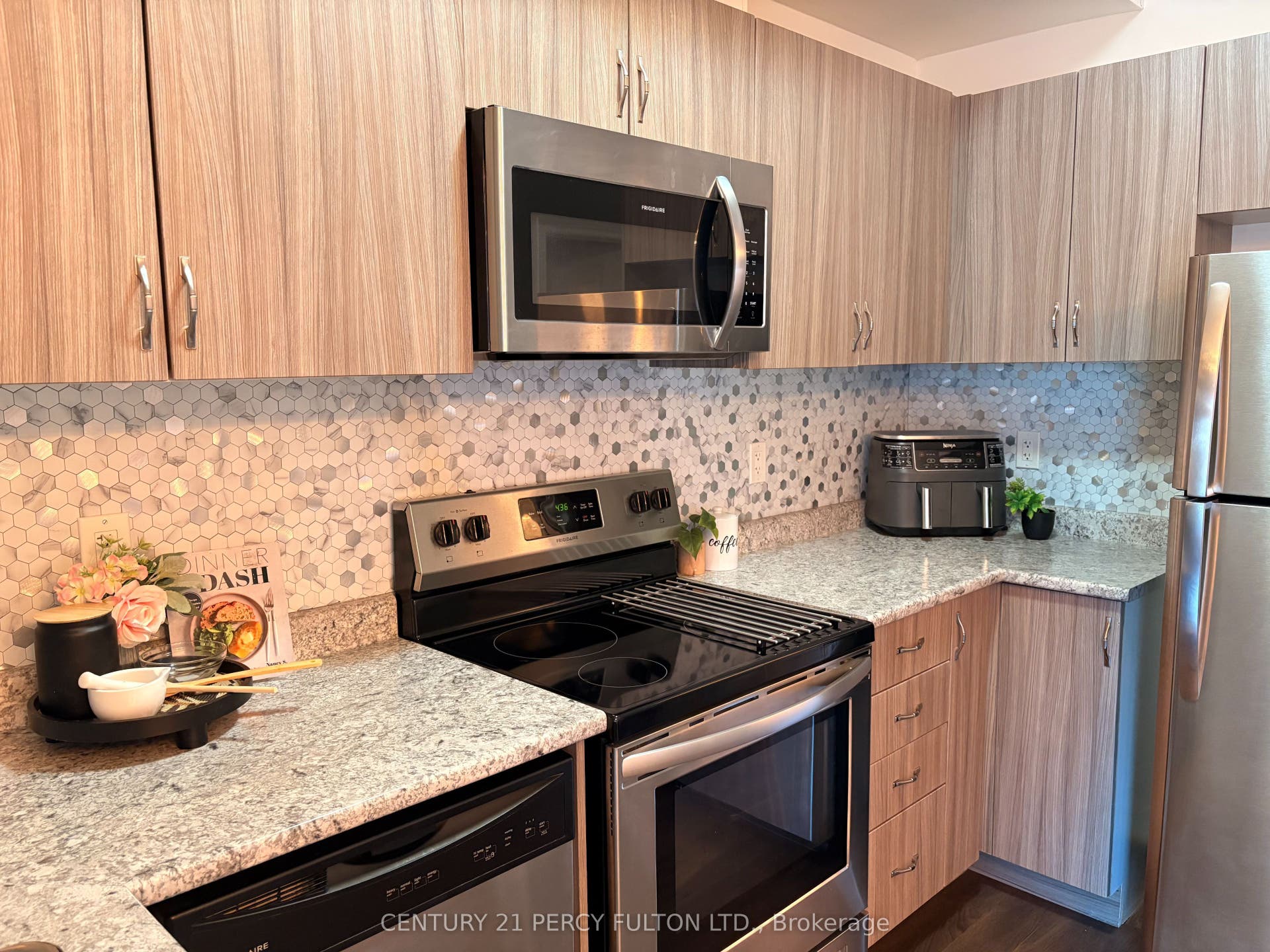 2604 William Jackson Drive, #84, Pickering, Durham ON L1X 0E4