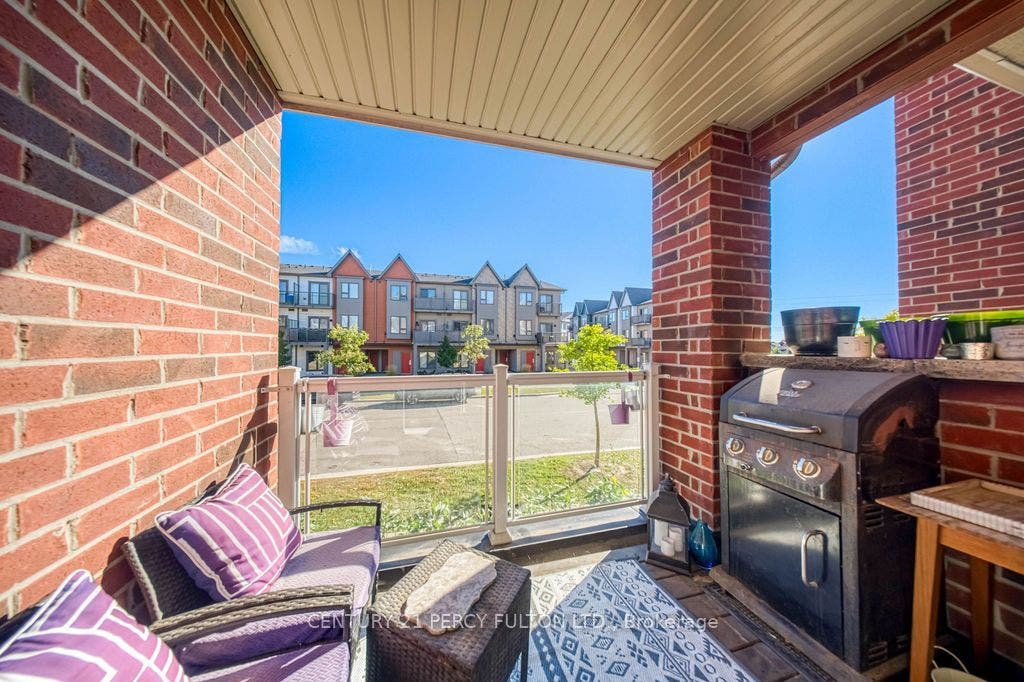 2604 William Jackson Drive, #84, Pickering, Durham ON L1X 0E4