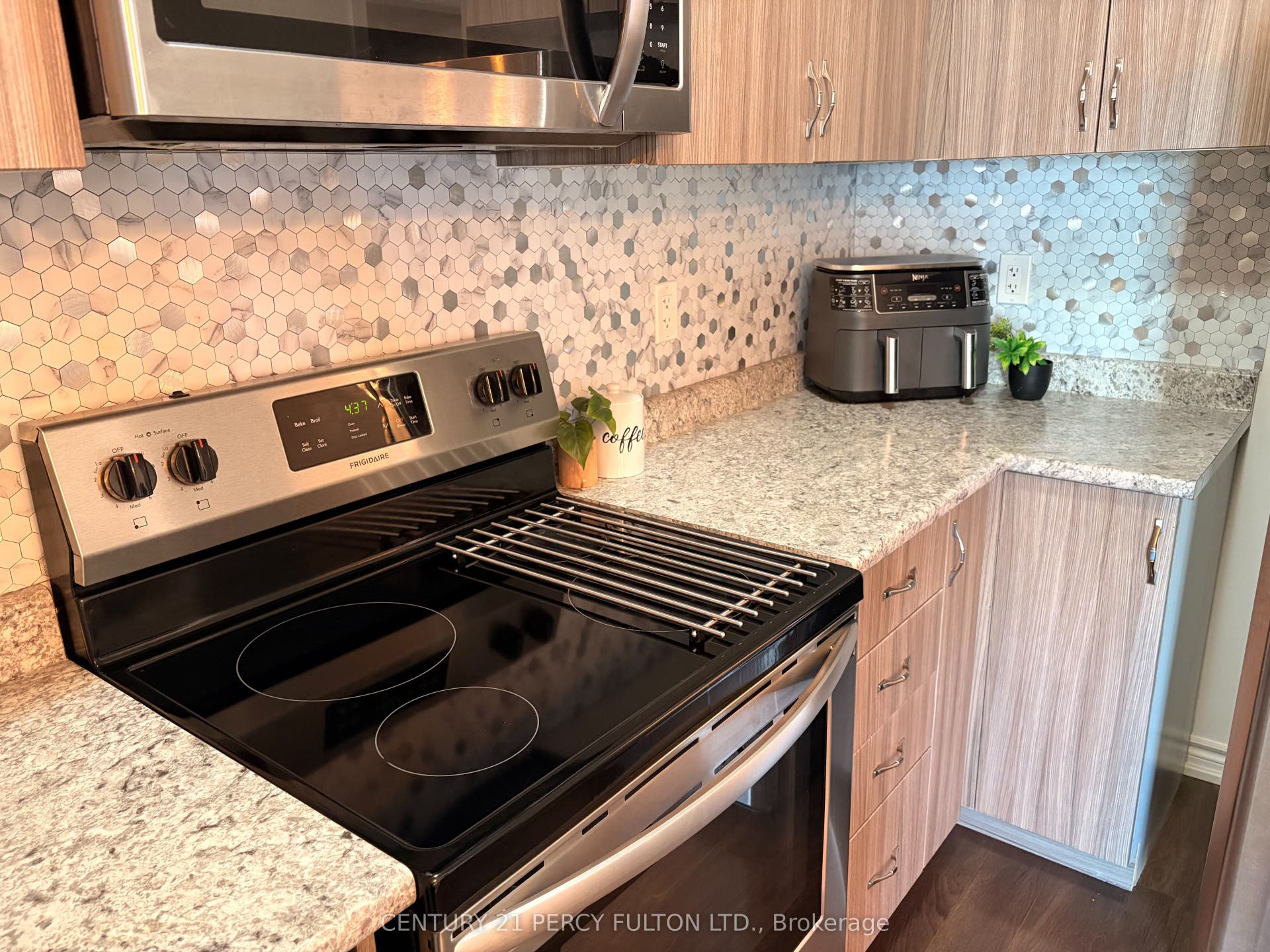 2604 William Jackson Drive, #84, Pickering, Durham ON L1X 0E4