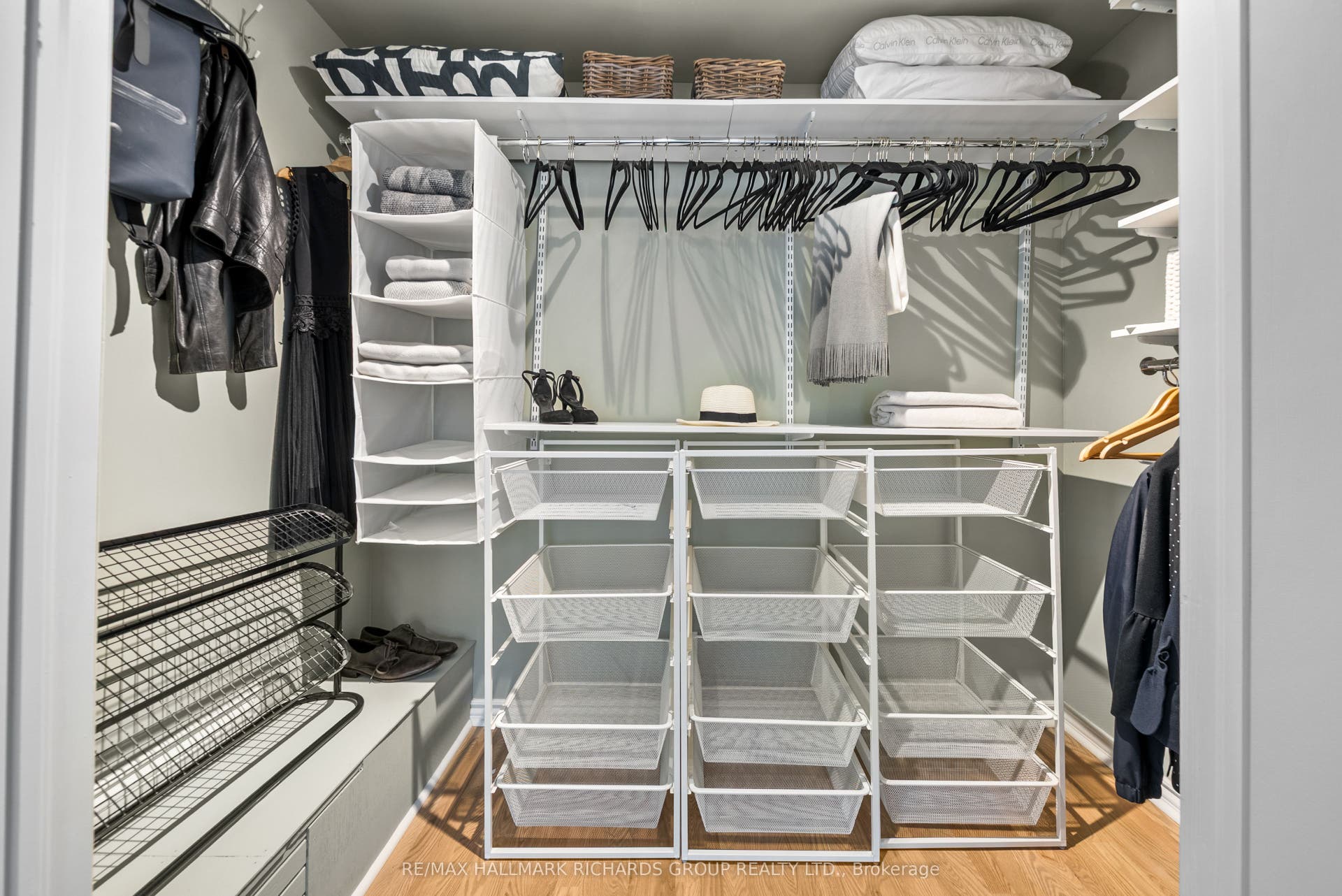 144 Beech Avenue, Toronto E, Toronto ON M4E 3H6
