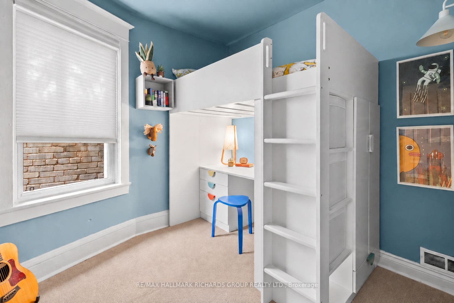 144 Beech Avenue, Toronto E, Toronto ON M4E 3H6