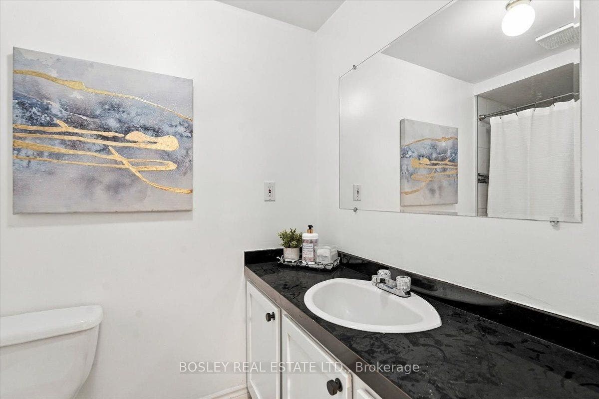 2259 Cottonwood Circle, Pickering, Durham ON L1X 2P9