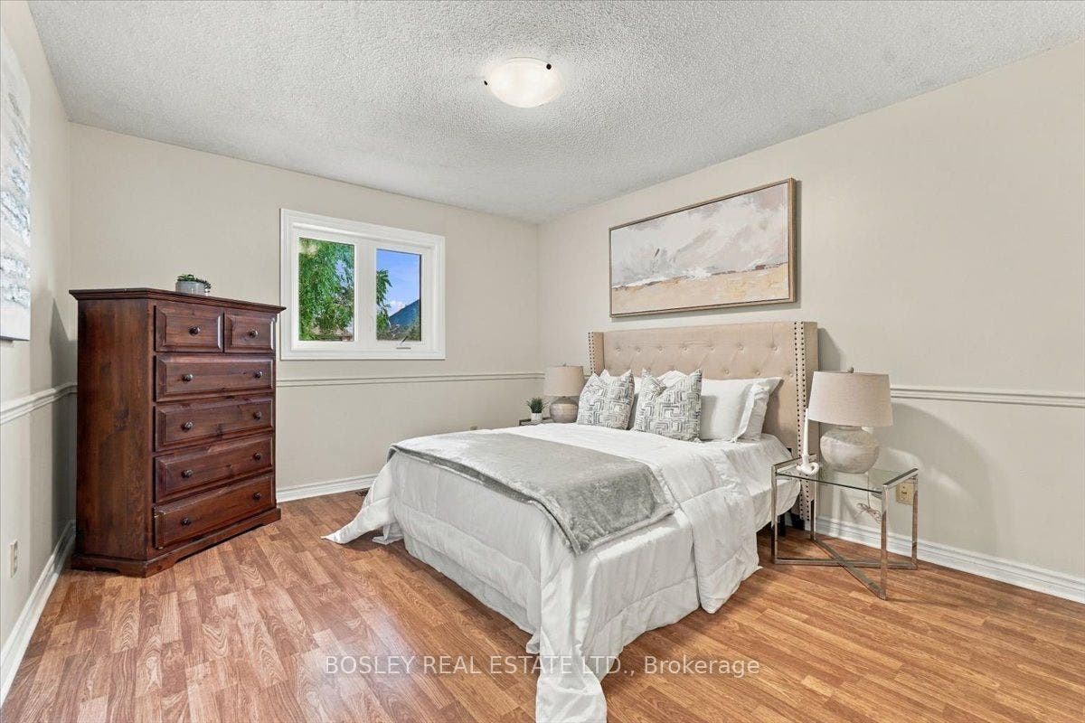 2259 Cottonwood Circle, Pickering, Durham ON L1X 2P9