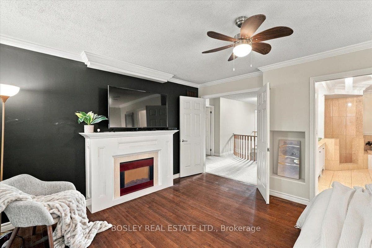 2259 Cottonwood Circle, Pickering, Durham ON L1X 2P9