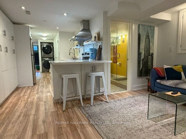 18 Pape Avenue, #basement, Toronto E, Toronto ON M4M 2V6 18 Pape Avenue, #basement, Toronto E, Toronto ON M4M 2V6