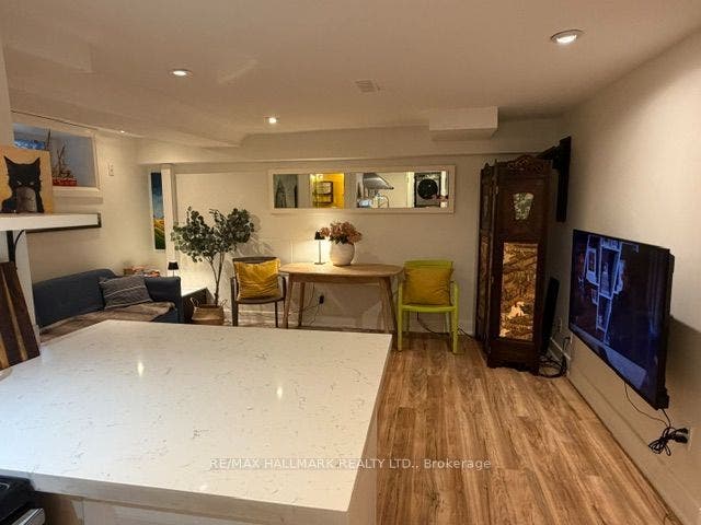 18 Pape Avenue, #basement, Toronto E, Toronto ON M4M 2V6 incredibly comfortable with high ceiling